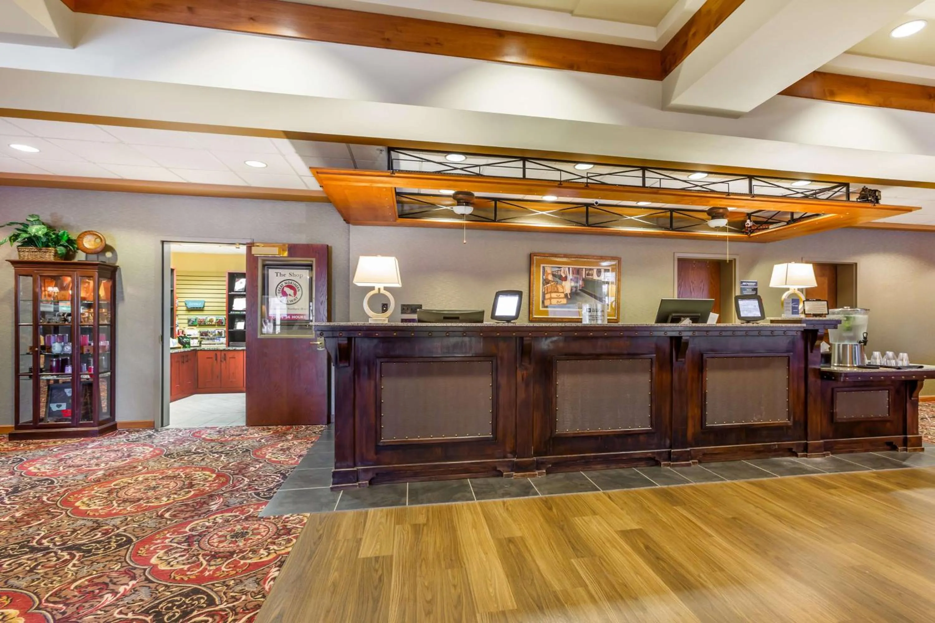 Lobby or reception in Best Western Premier Helena Great Northern Hotel