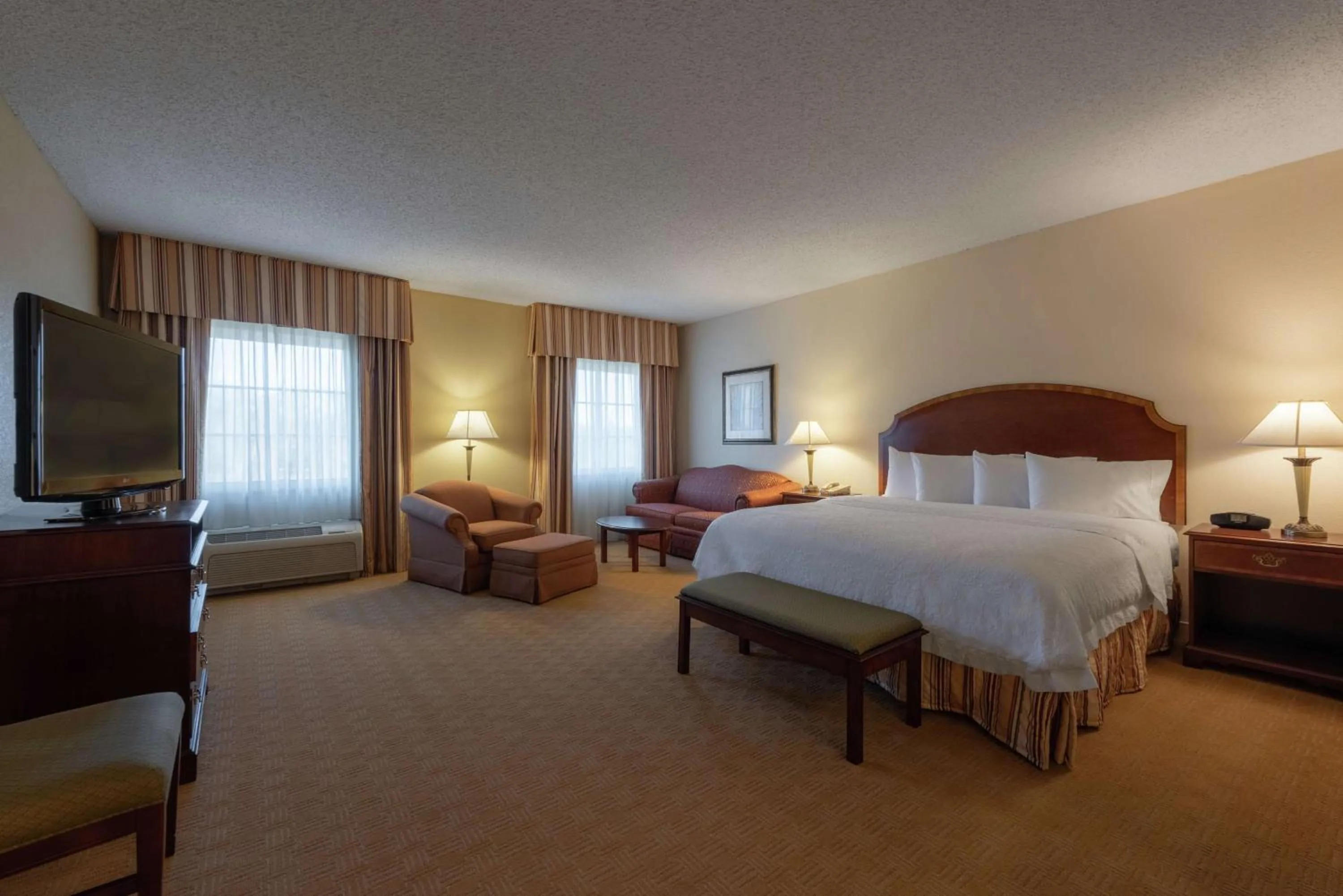 Bedroom, Bed in Hampton Inn & Suites - Vicksburg