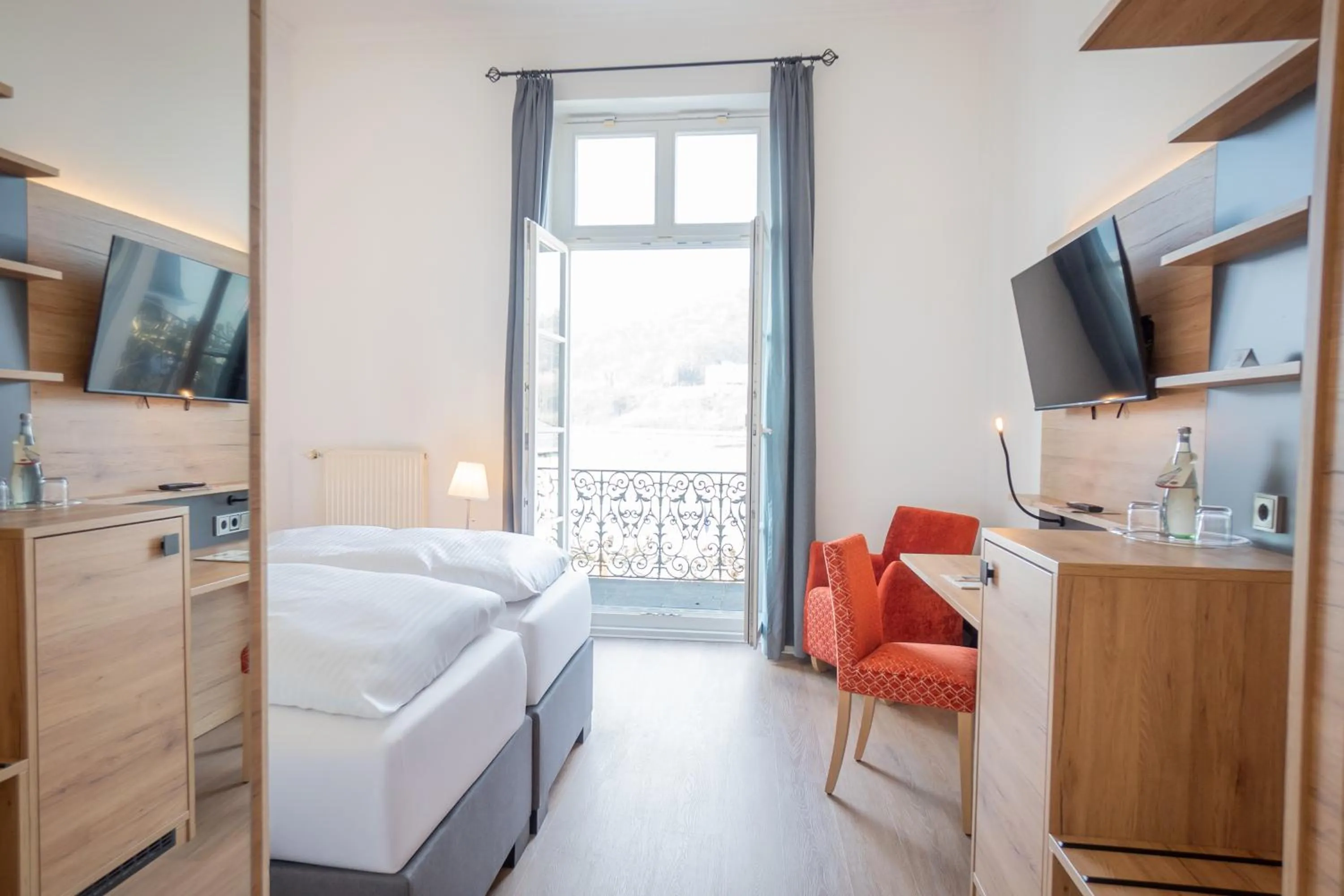 Bed in Rheinhotel Schulz