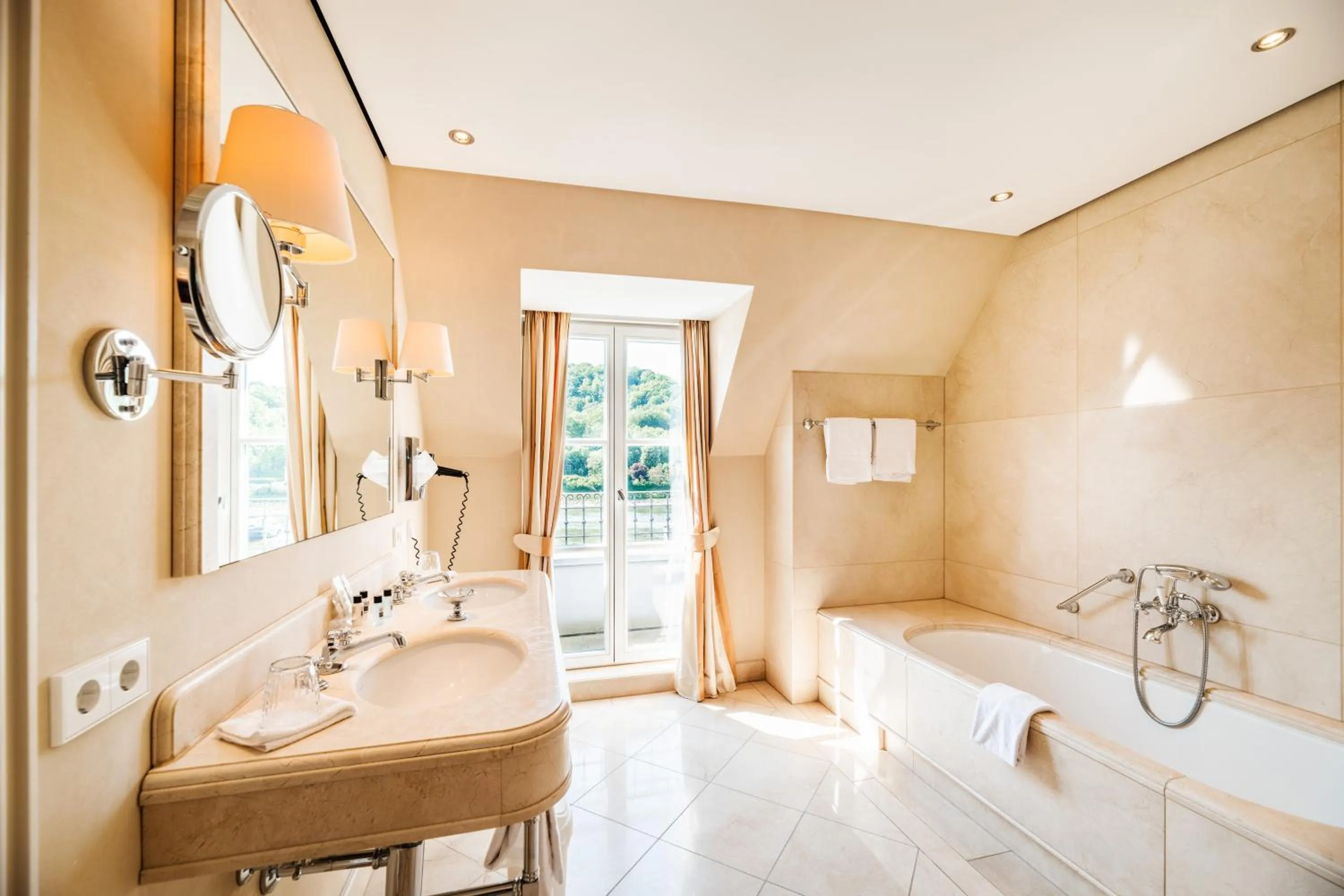 Bathroom in Rheinhotel Schulz