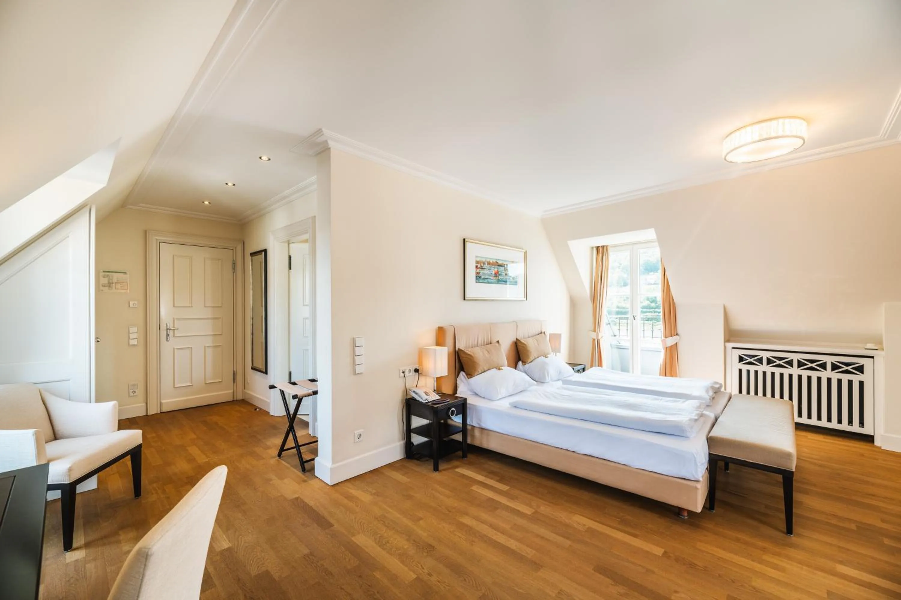 Bed in Rheinhotel Schulz