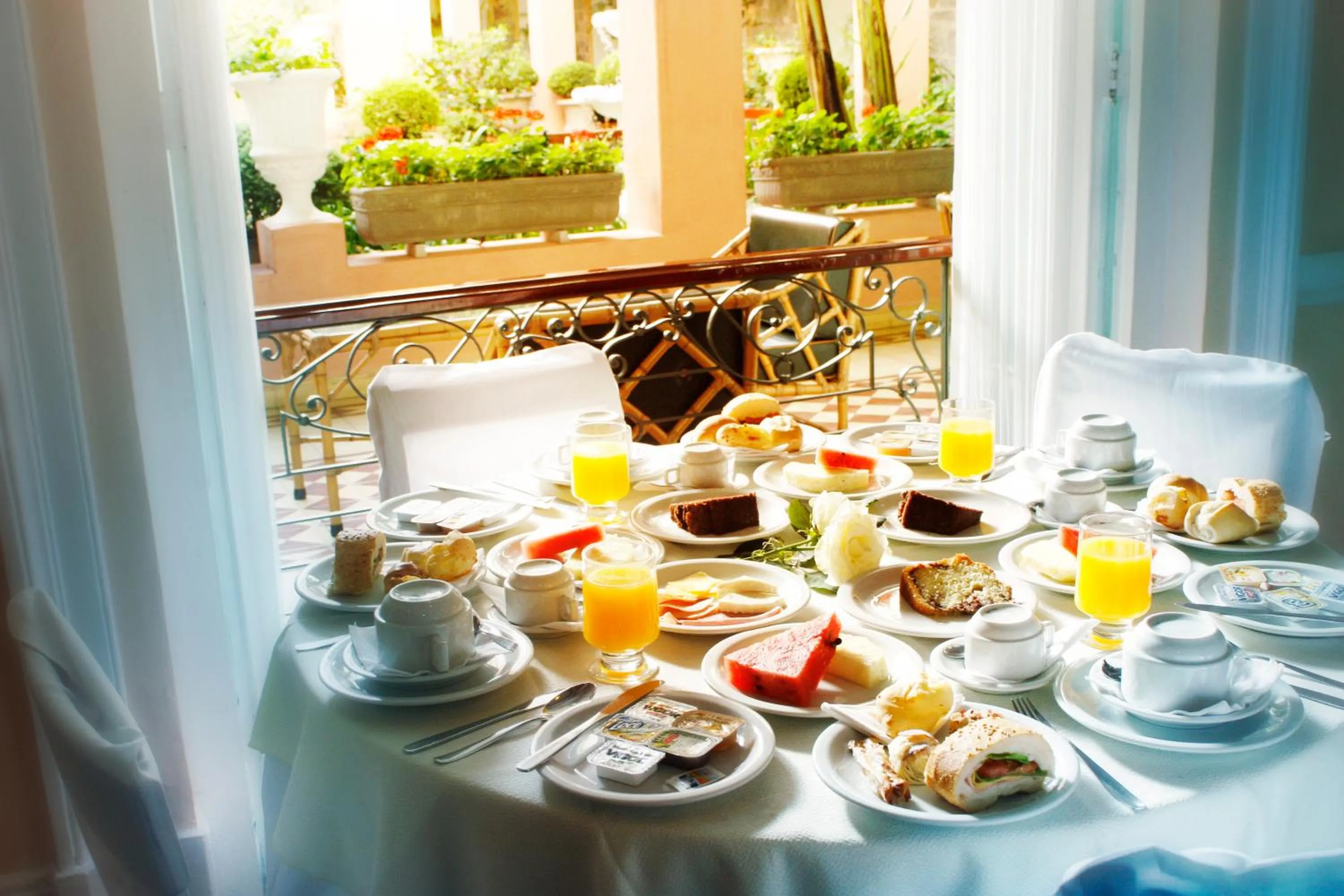 Restaurant/places to eat, Breakfast in Palace Hotel - Poços de Caldas