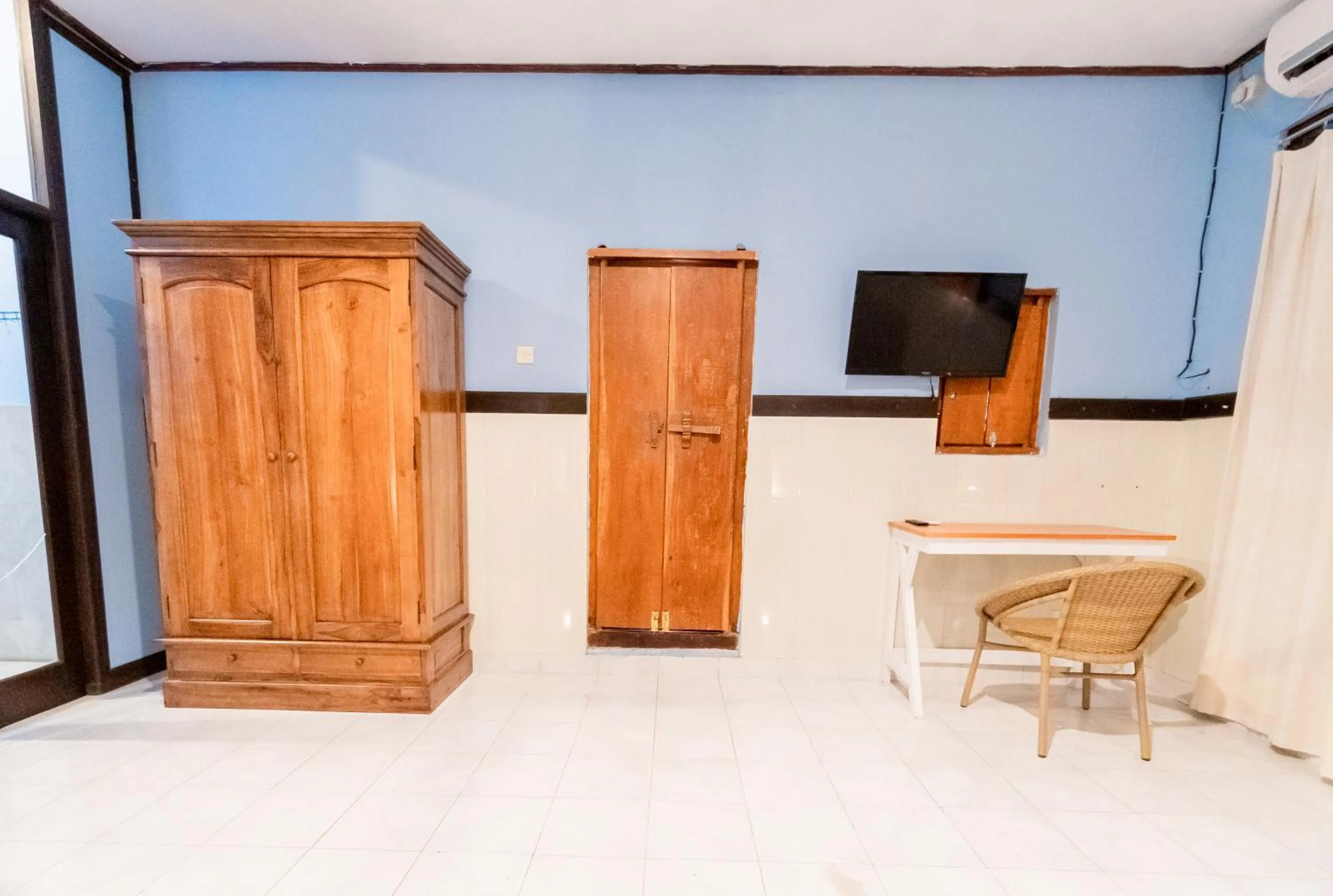 The Guest Villas Legian Kuta