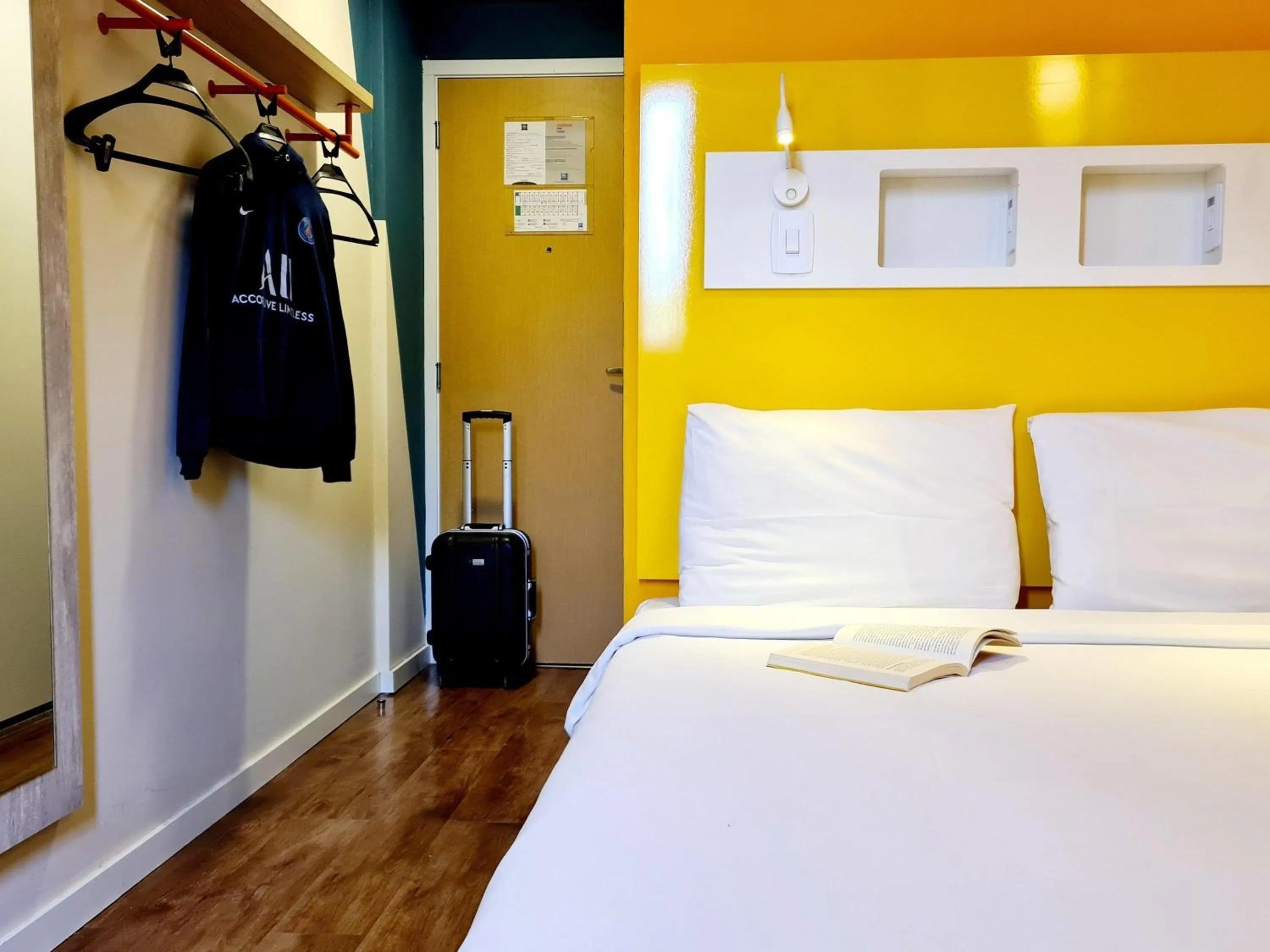 Bedroom, Bed in ibis budget Petropolis