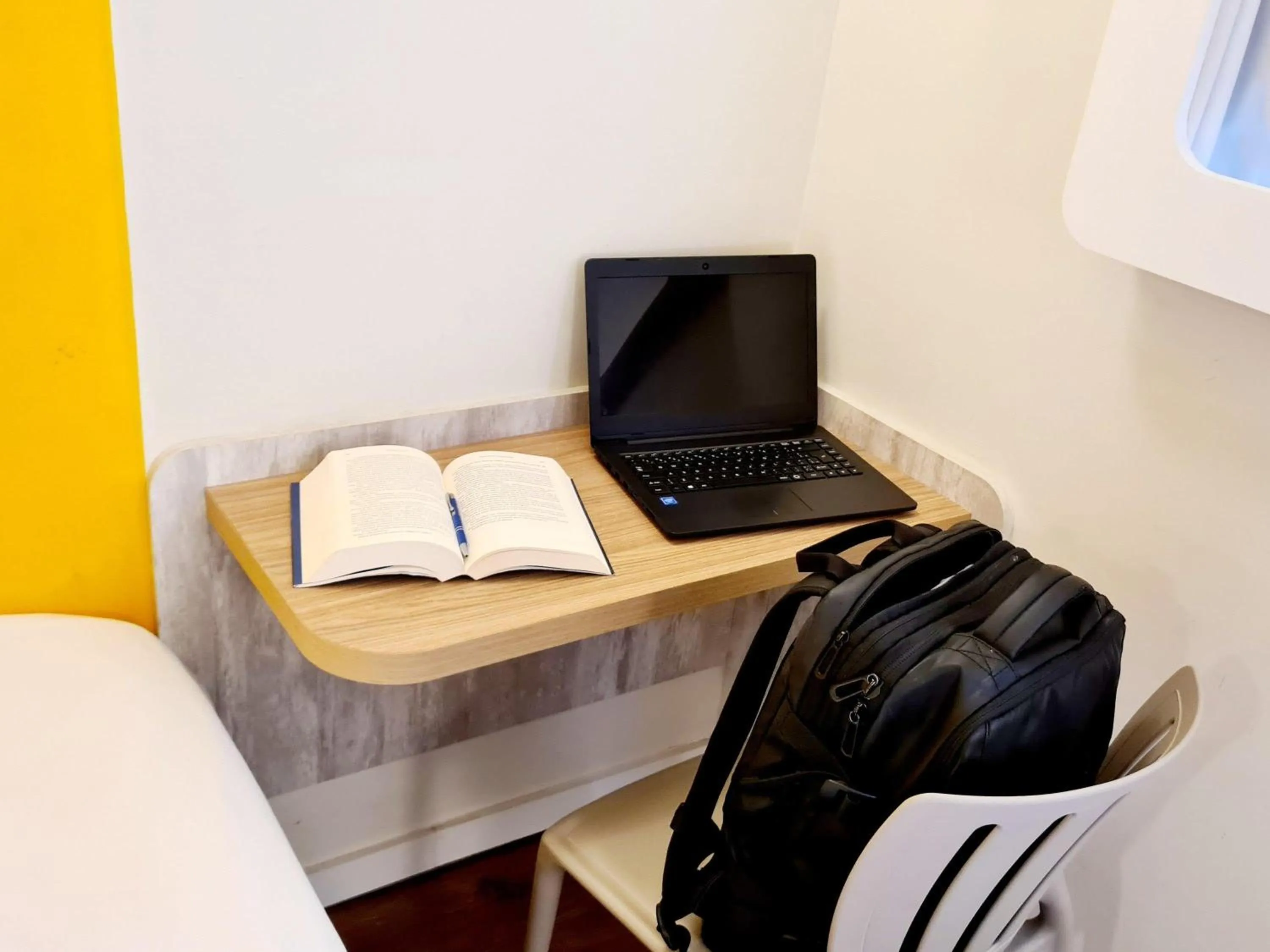 Bedroom in ibis budget Petropolis