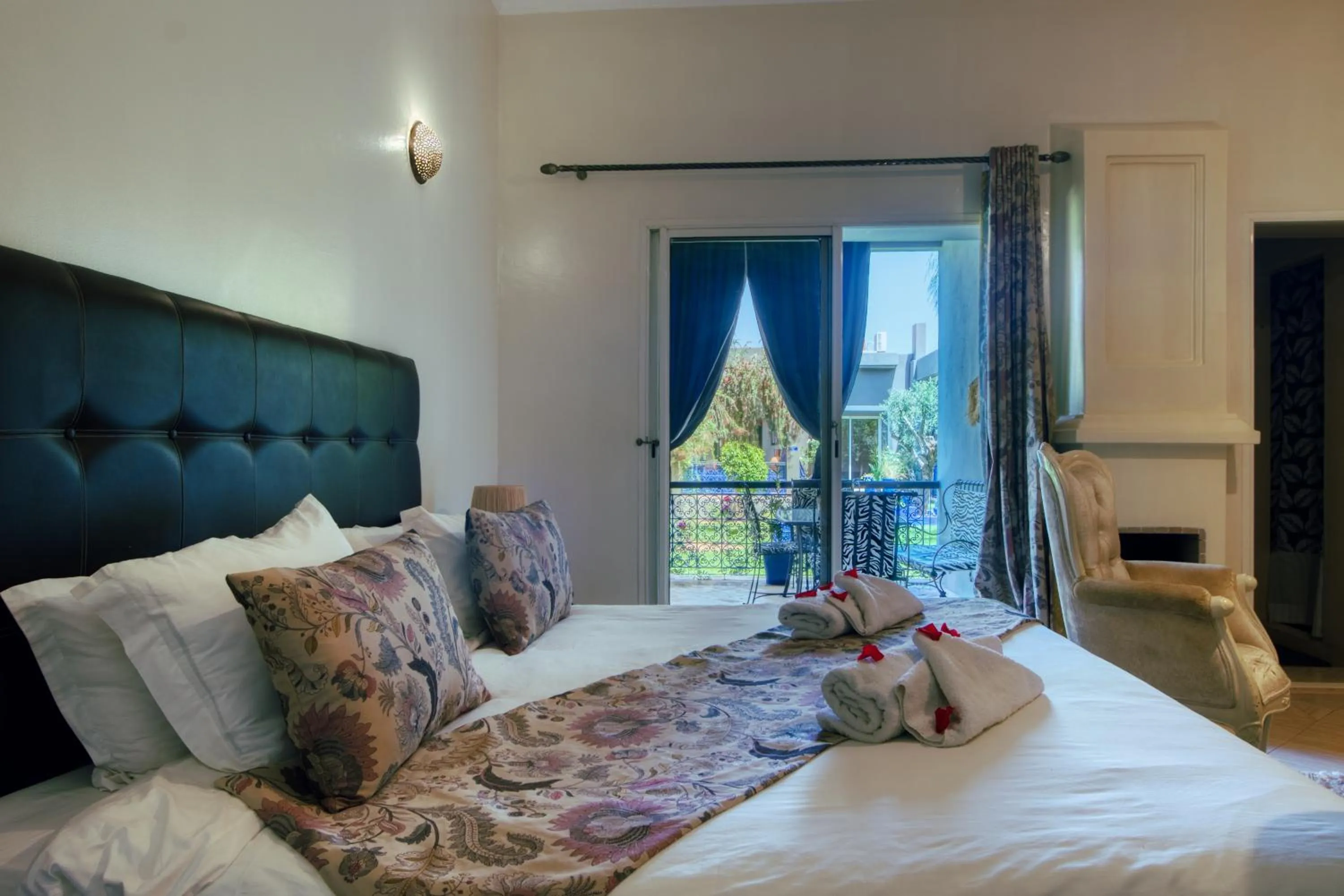 Bedroom, Bed in Villas 95 Appart'Hôtel