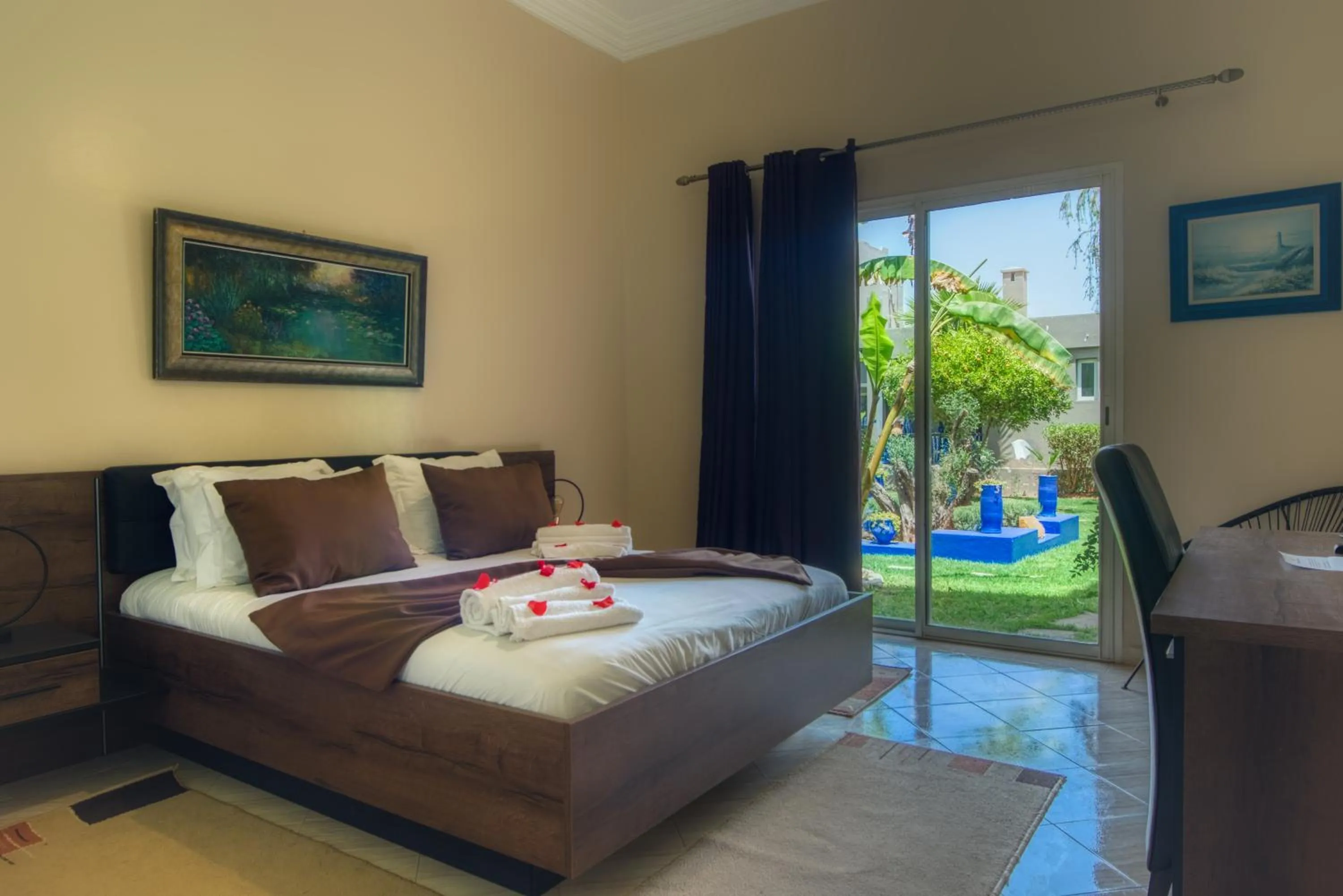 Photo of the whole room, Bed in Villas 95 Appart'Hôtel