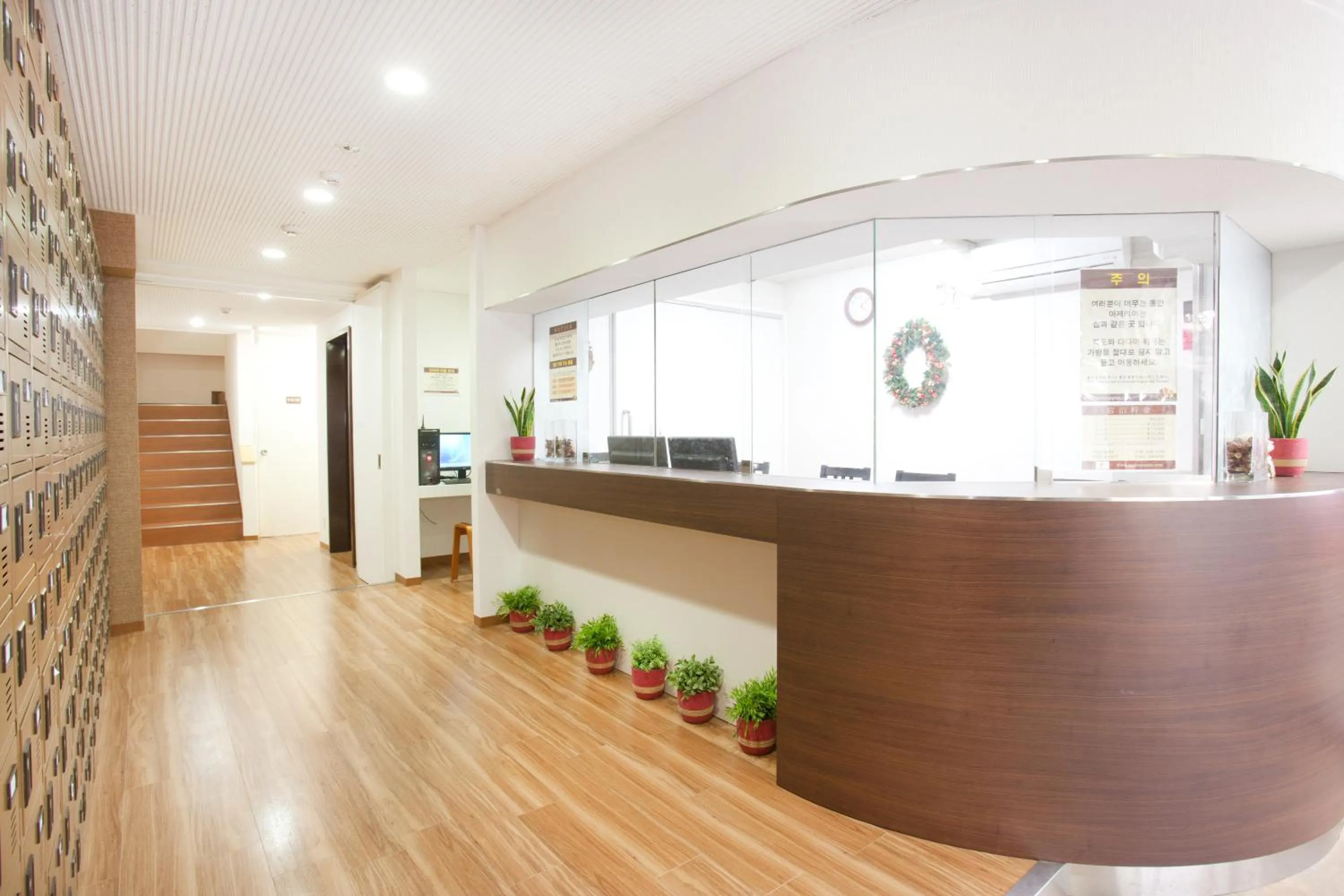 Lobby or reception in Hanabi Hotel