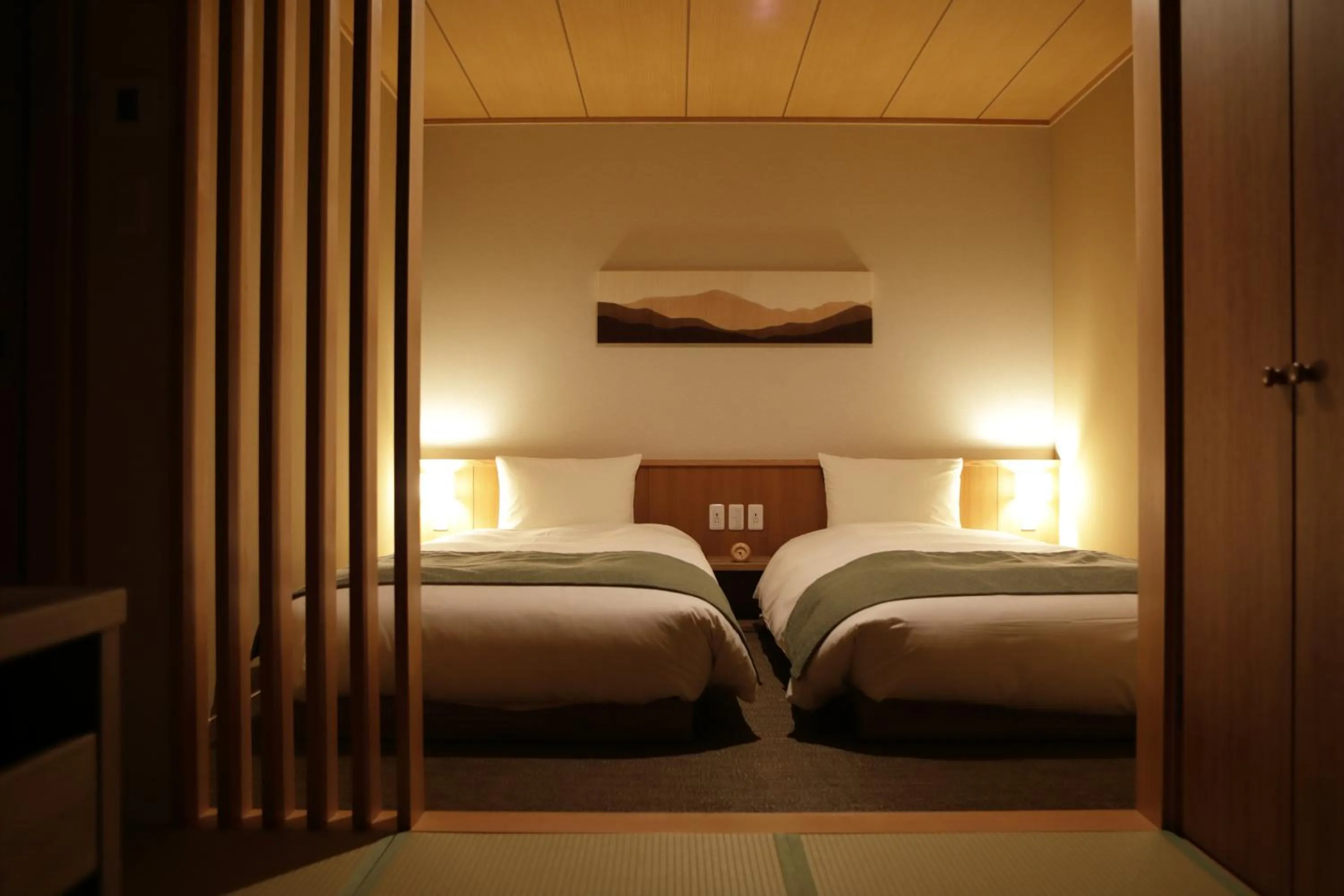 Photo of the whole room, Bed in Onyado Yuinosho, Shirakawago