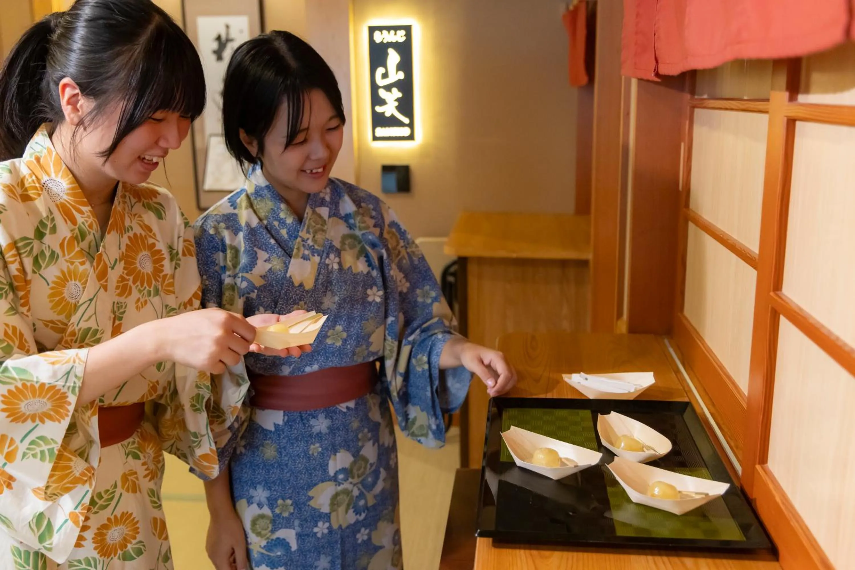 People in Onyado Yuinosho, Shirakawago