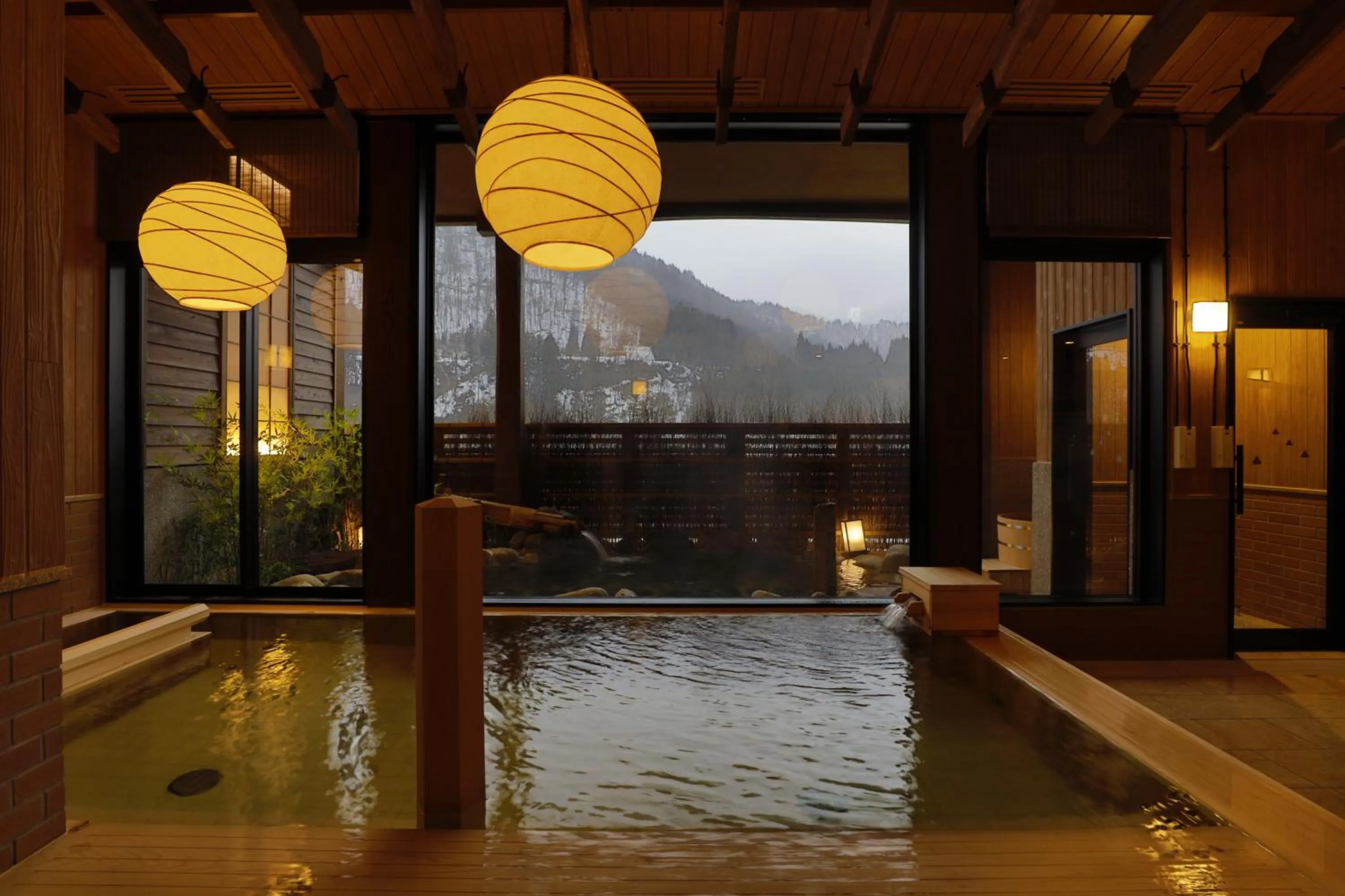 Hot Spring Bath in Onyado Yuinosho, Shirakawago