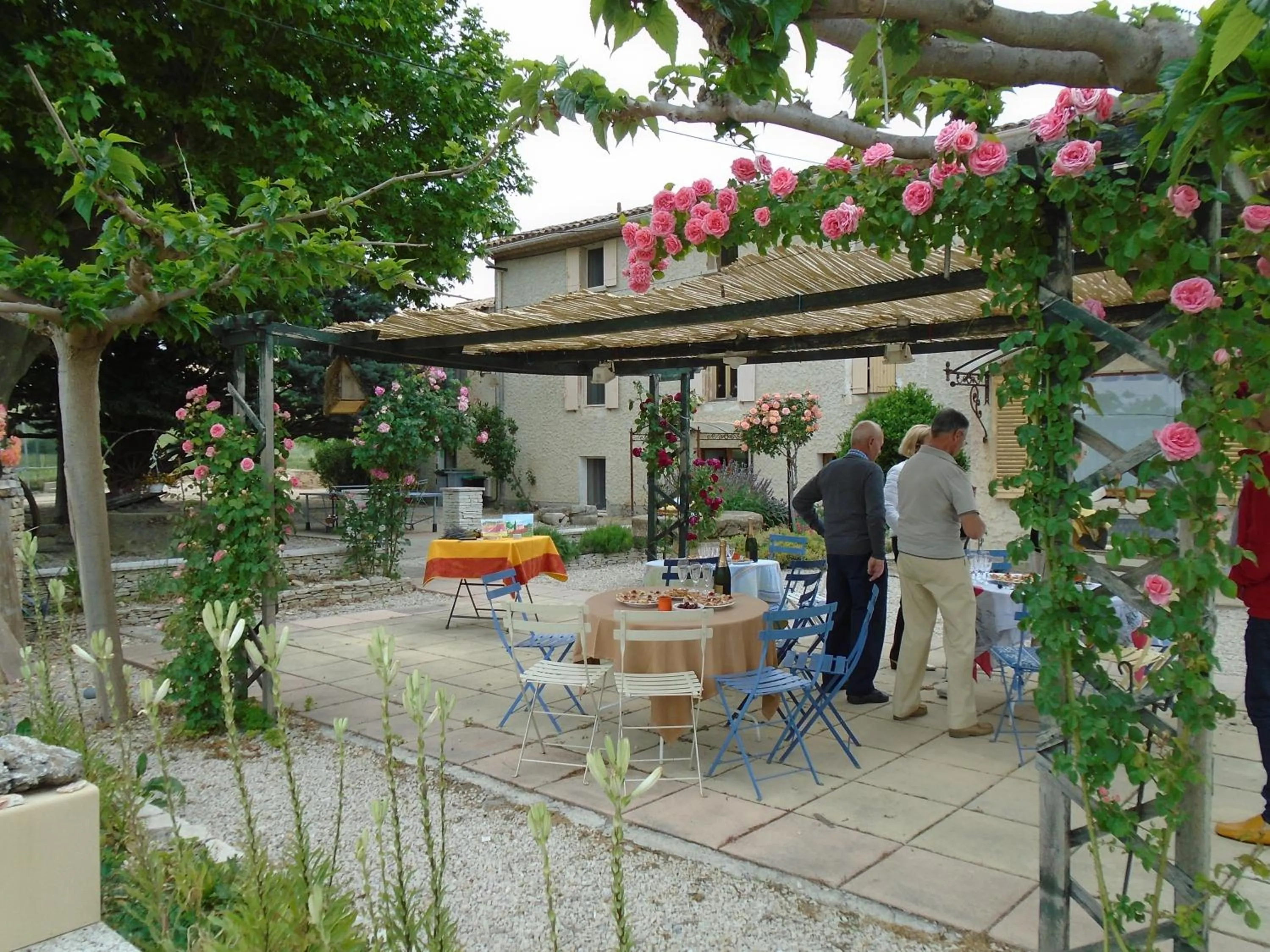 Garden in Chambres & Tables d'hôtes Moulin de Lavon