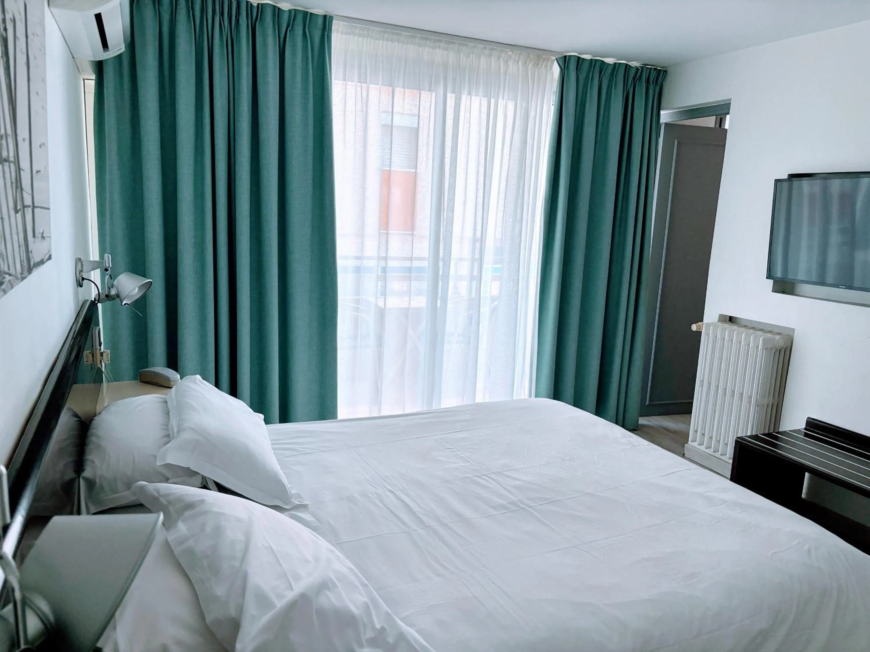 Bedroom, Bed in Brasilia Hôtel