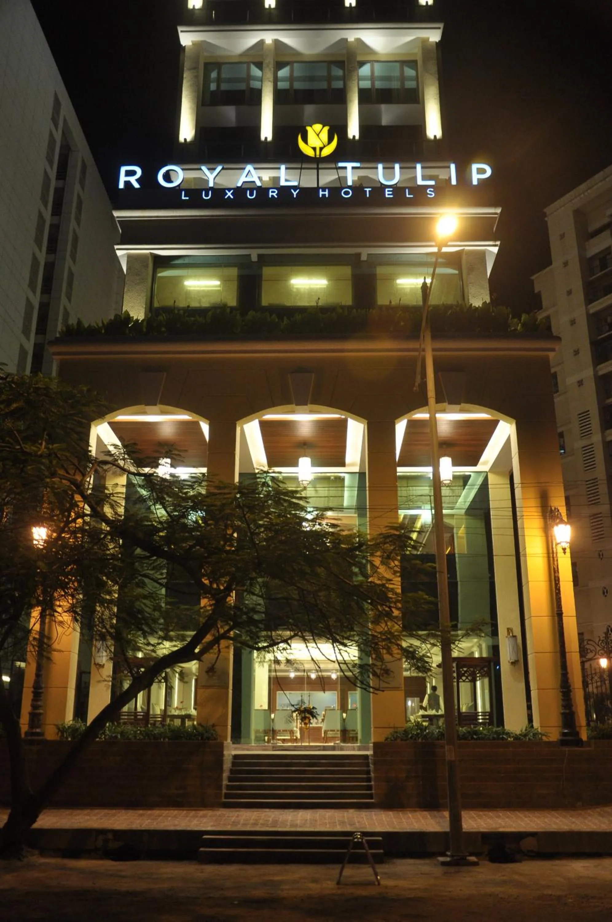 Facade/entrance in Royal Tulip Navi Mumbai