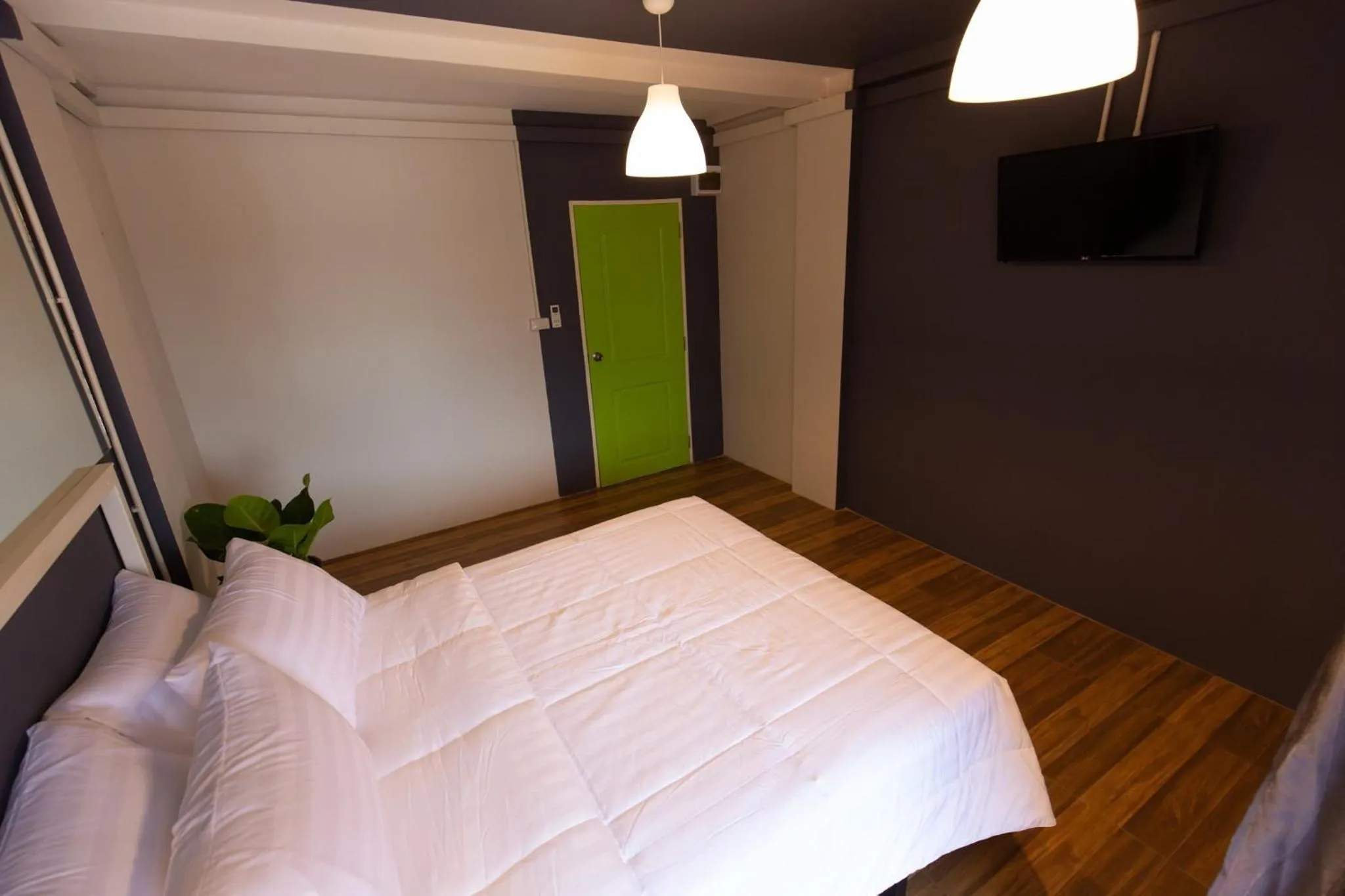 Bed in Mango 10 House