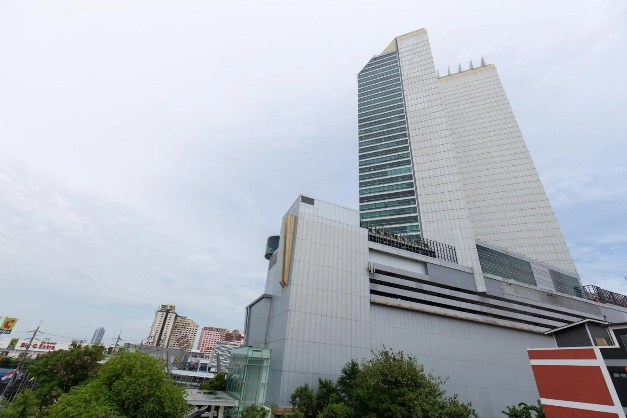 Day in Mango 10 House