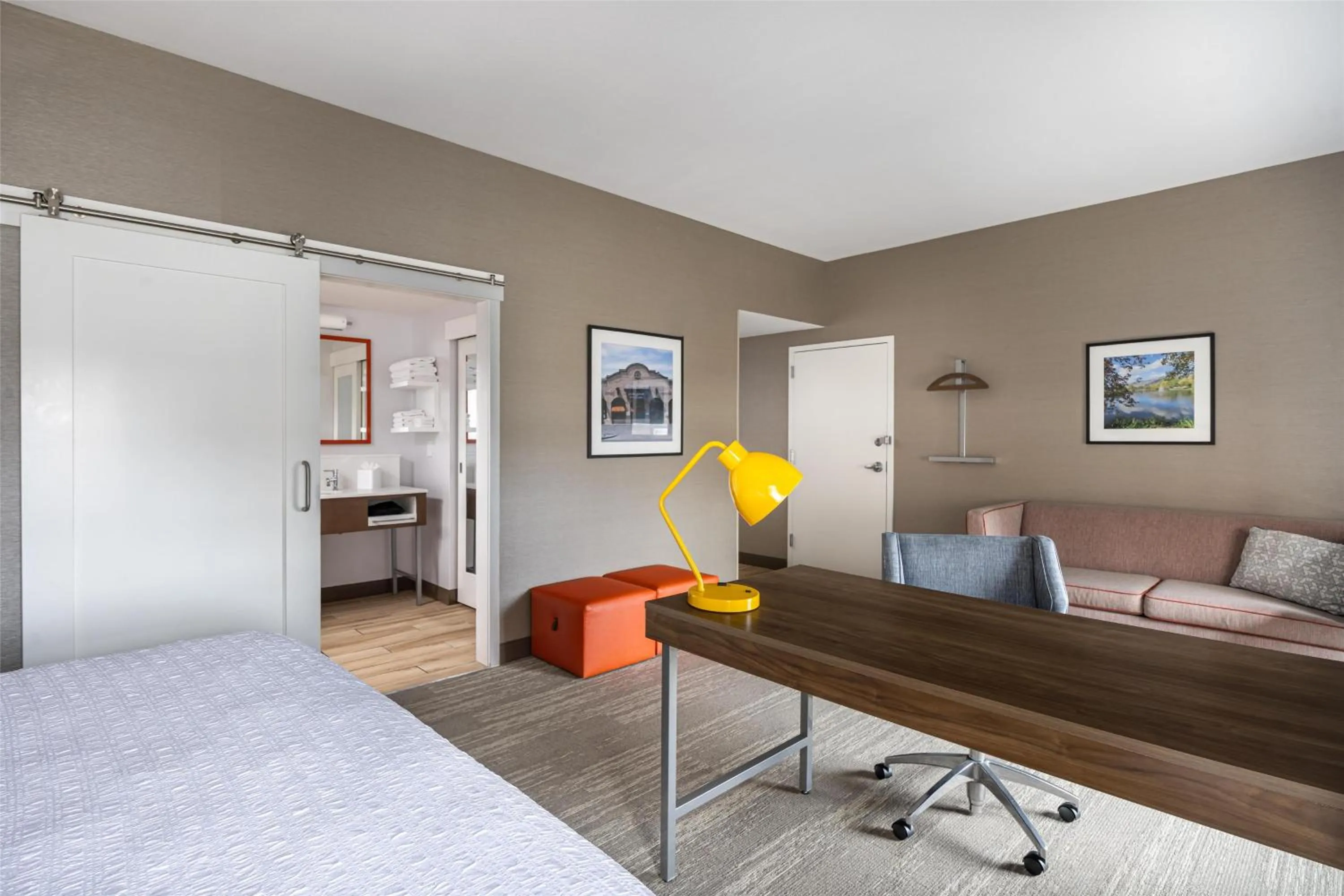 Bedroom, Bed in Hampton Inn And Suites Logan, Ut