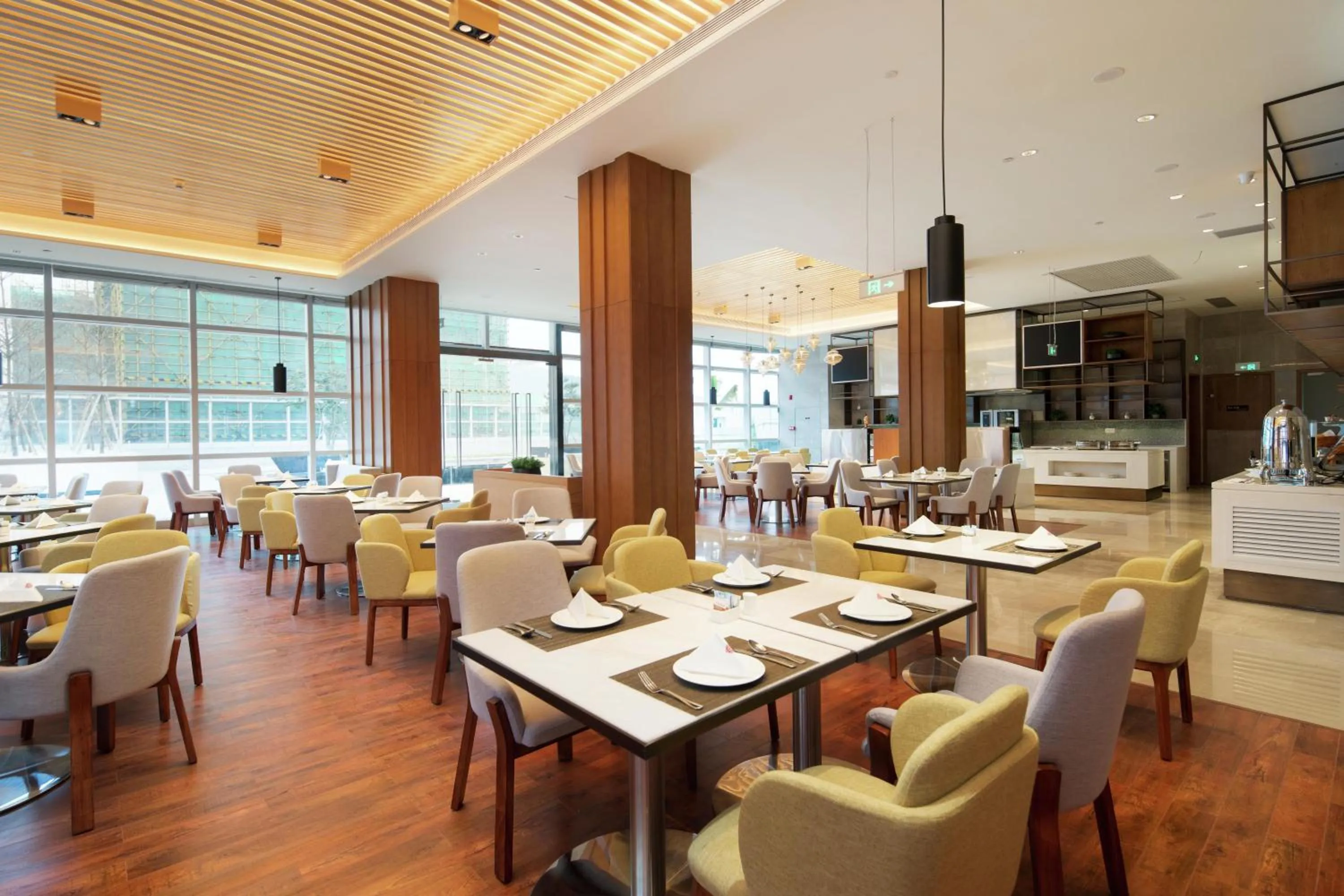 Restaurant/places to eat in Hilton Garden Inn Zhuhai Hengqin