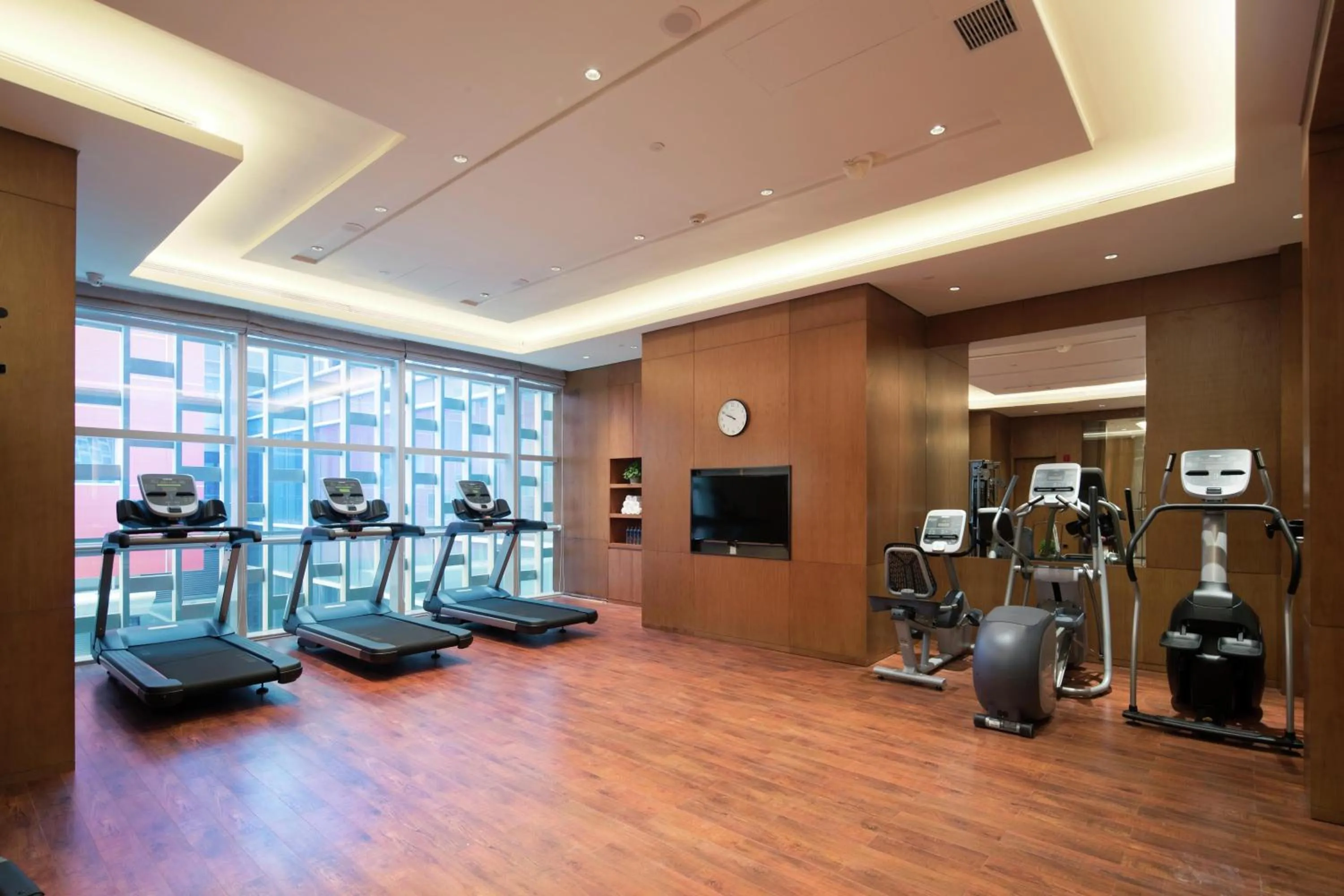 Fitness centre/facilities in Hilton Garden Inn Zhuhai Hengqin