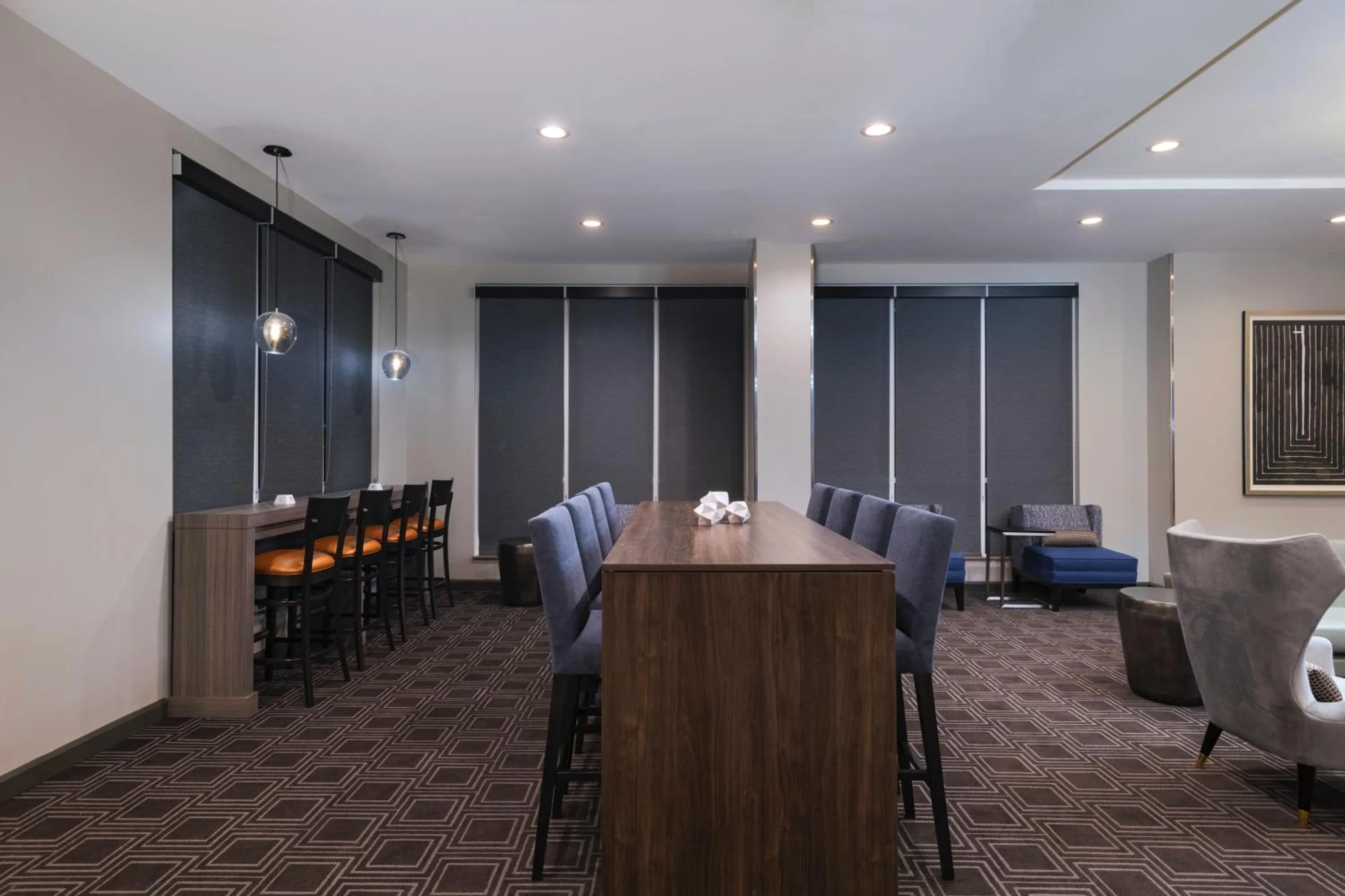 Dining area in TownePlace Suites by Marriott Dallas DFW Airport North/Irving