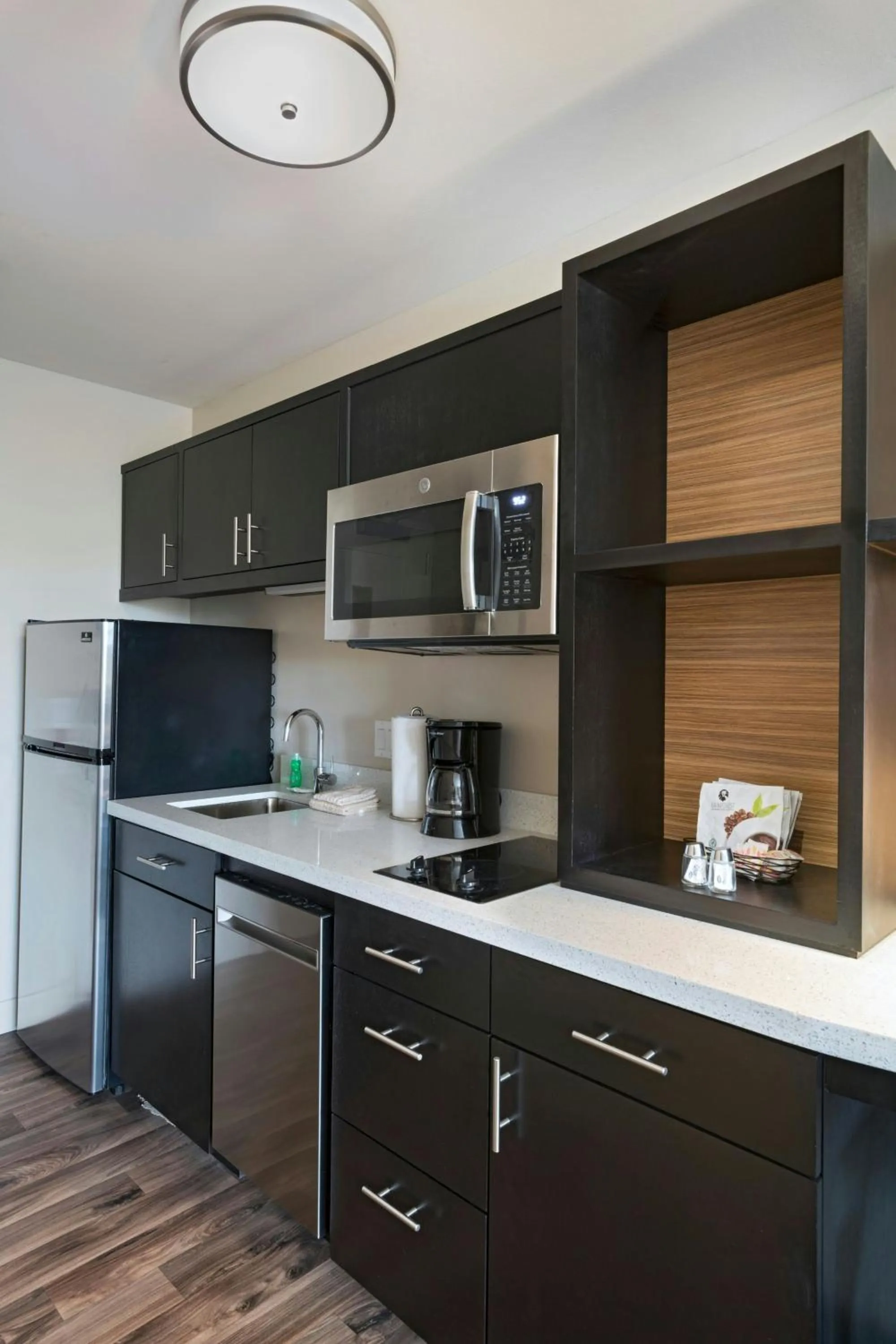 Kitchen or kitchenette in TownePlace Suites by Marriott Dallas DFW Airport North/Irving