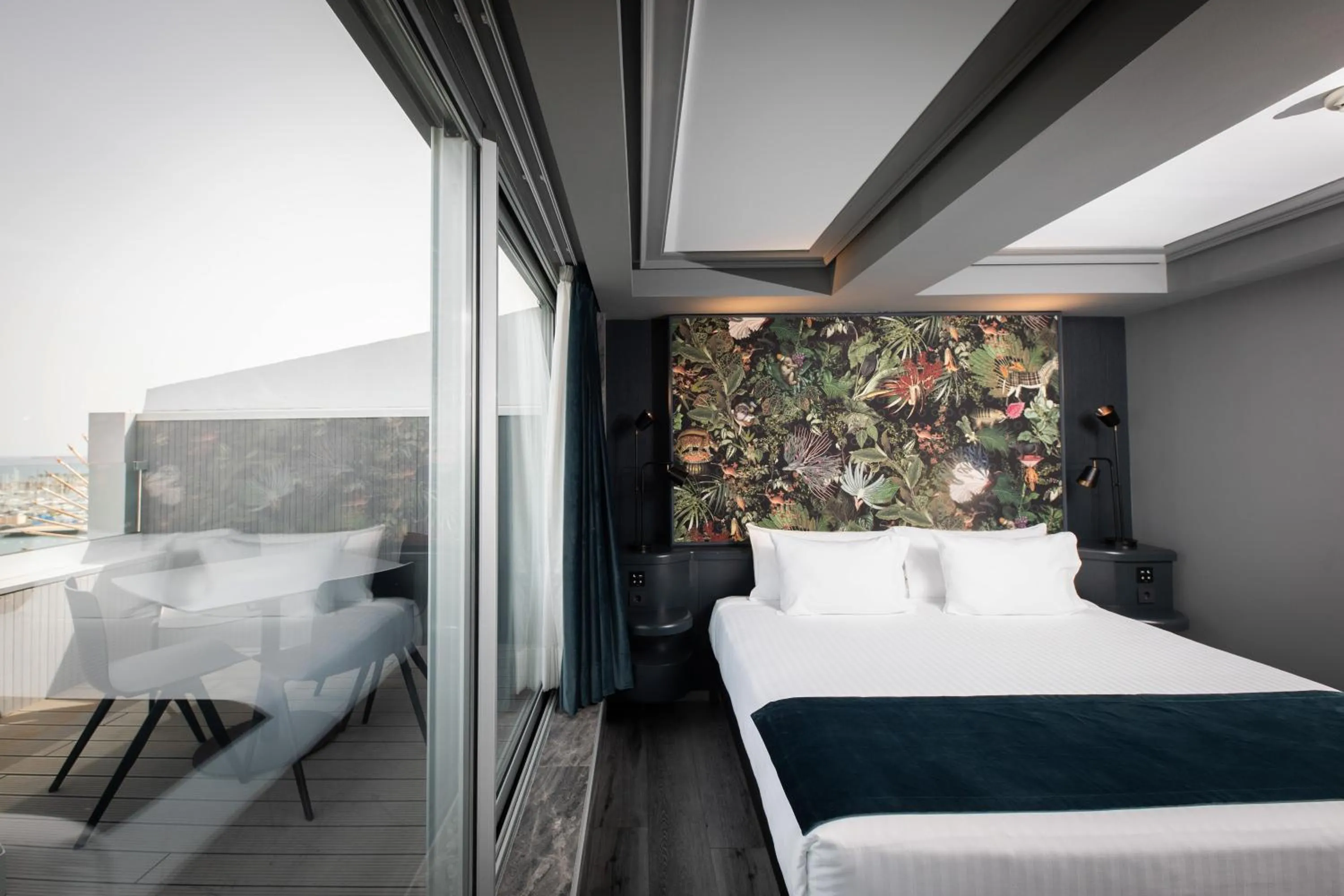 Bed in Silken Saaj Las Palmas