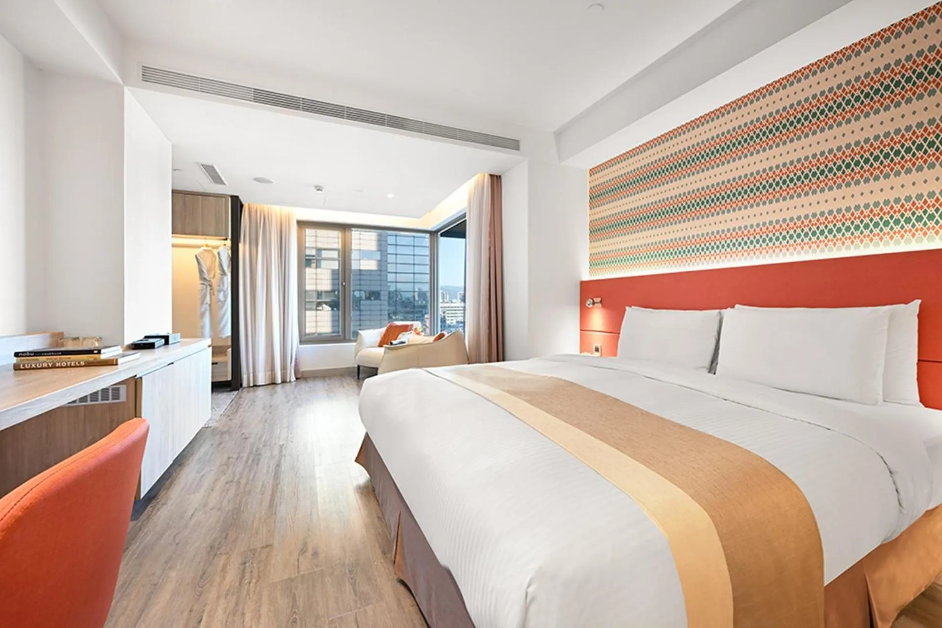 Bedroom, Bed in Park Taipei Hotel