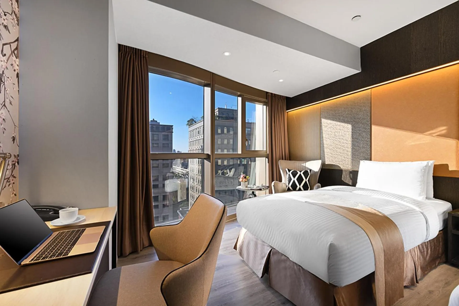 Bedroom, Bed in Park Taipei Hotel