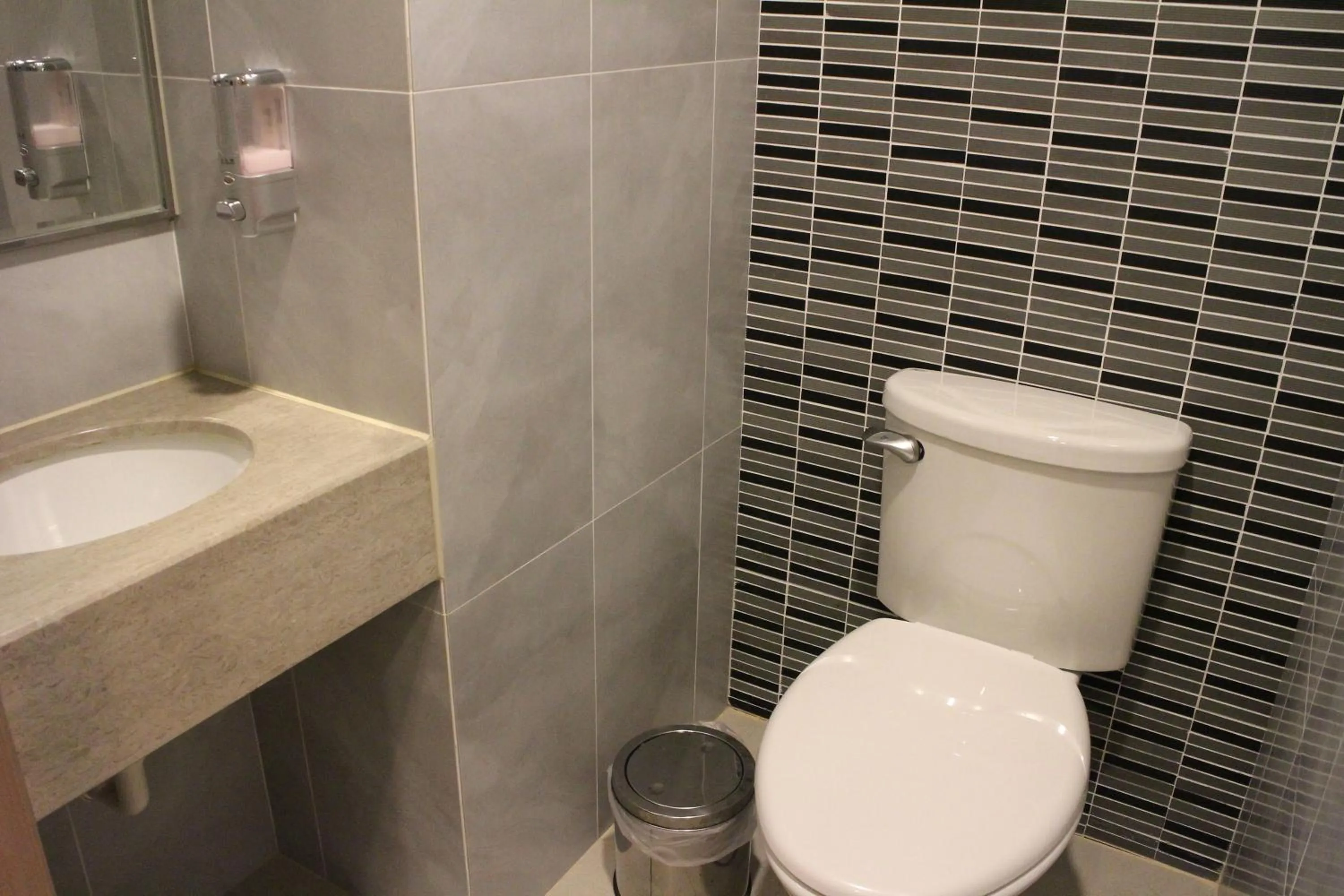 Toilet in Fullon Hotel LihPao Resort