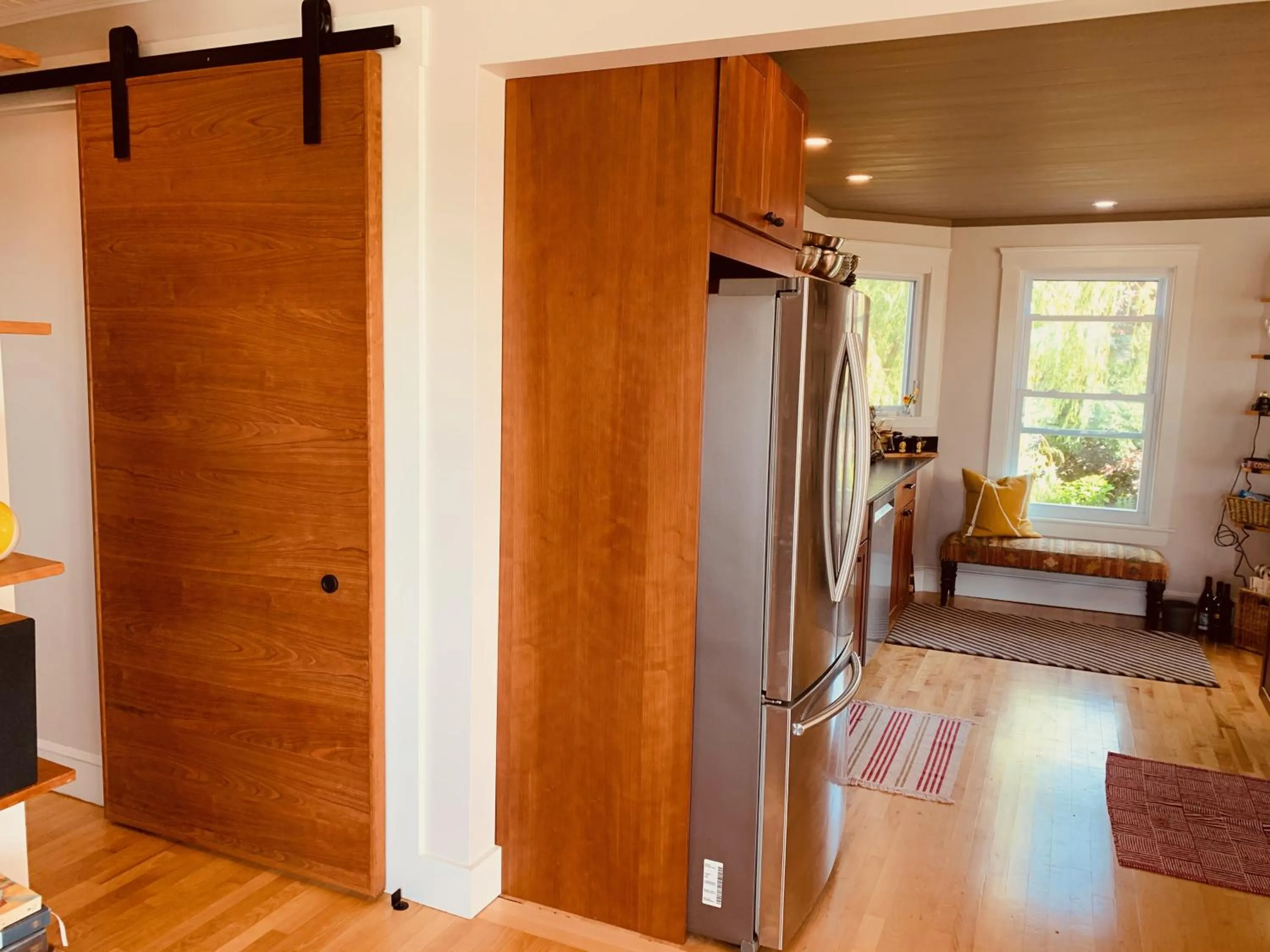 kitchen, Bed in 62 Views