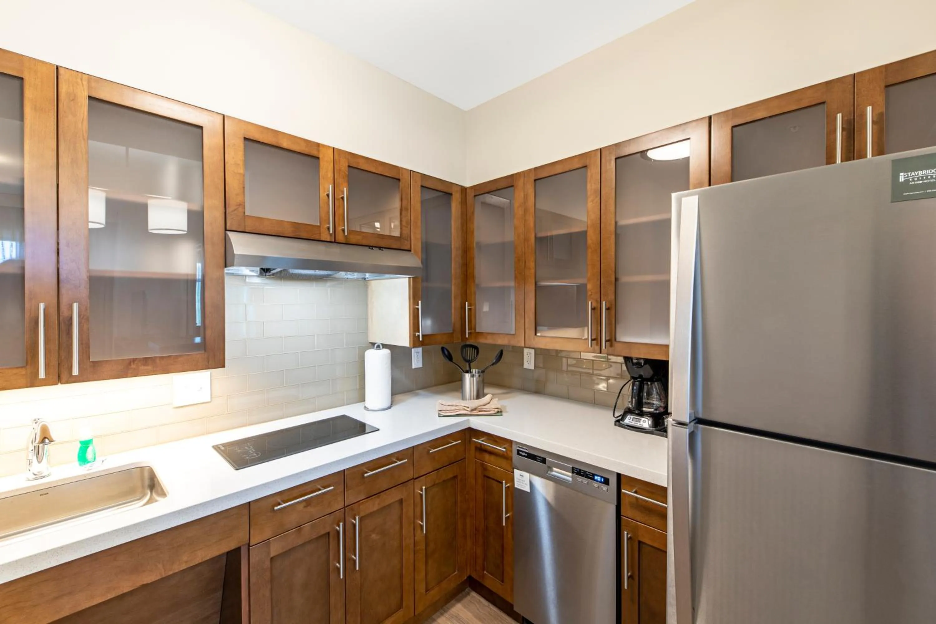 Kitchen or kitchenette in Staybridge Suites - Naples - Marco Island by IHG