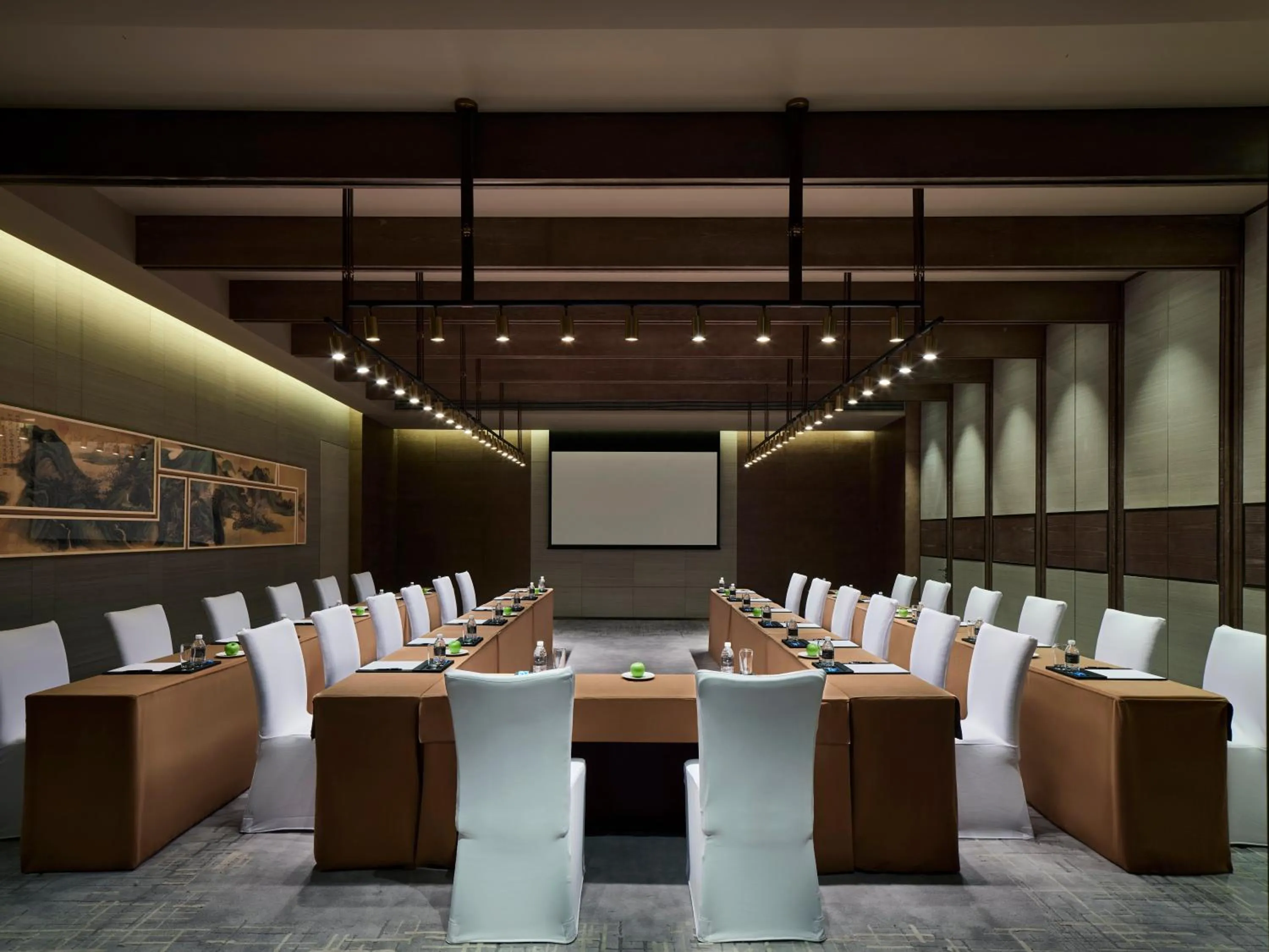 Meeting/conference room in InterContinental Shanghai Wonderland, an IHG Hotel
