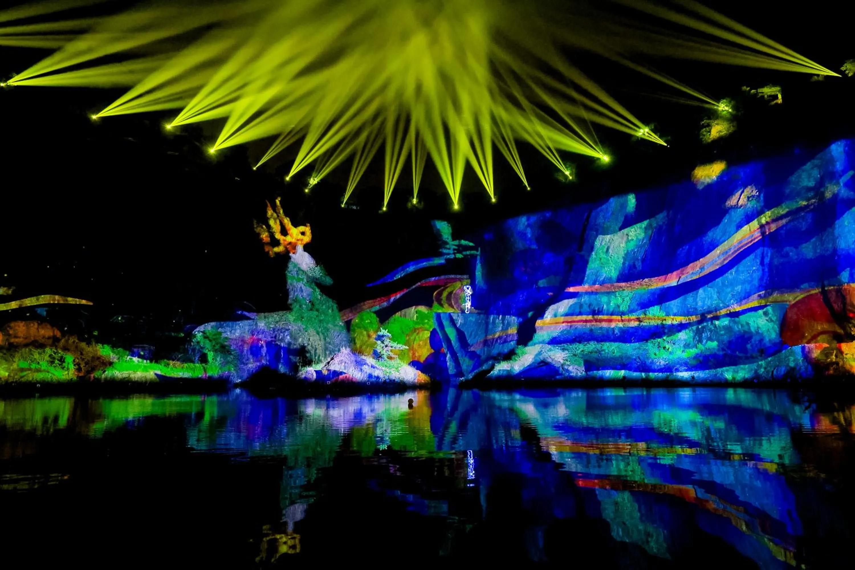 Evening entertainment in InterContinental Shanghai Wonderland, an IHG Hotel