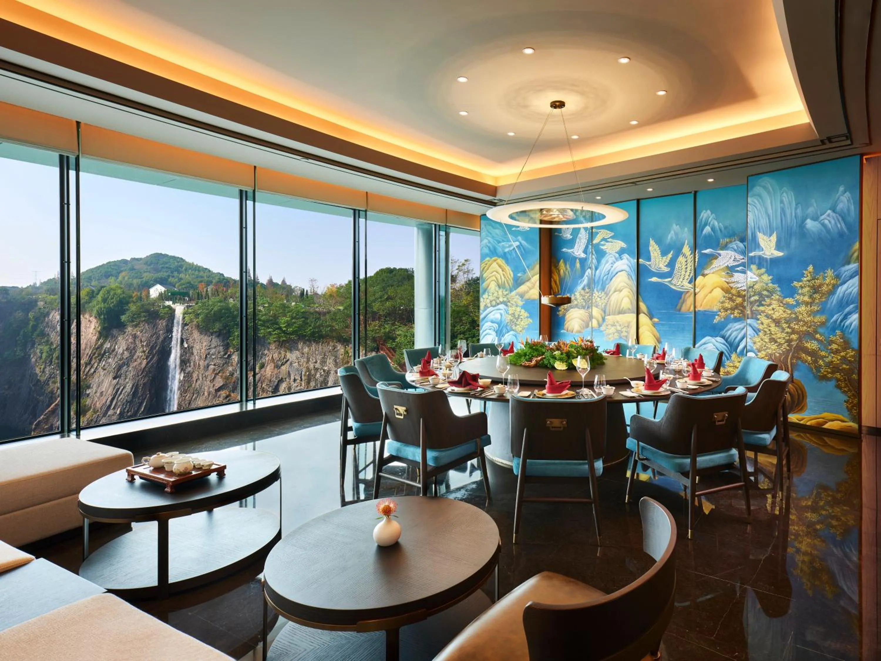 Restaurant/places to eat in InterContinental Shanghai Wonderland, an IHG Hotel