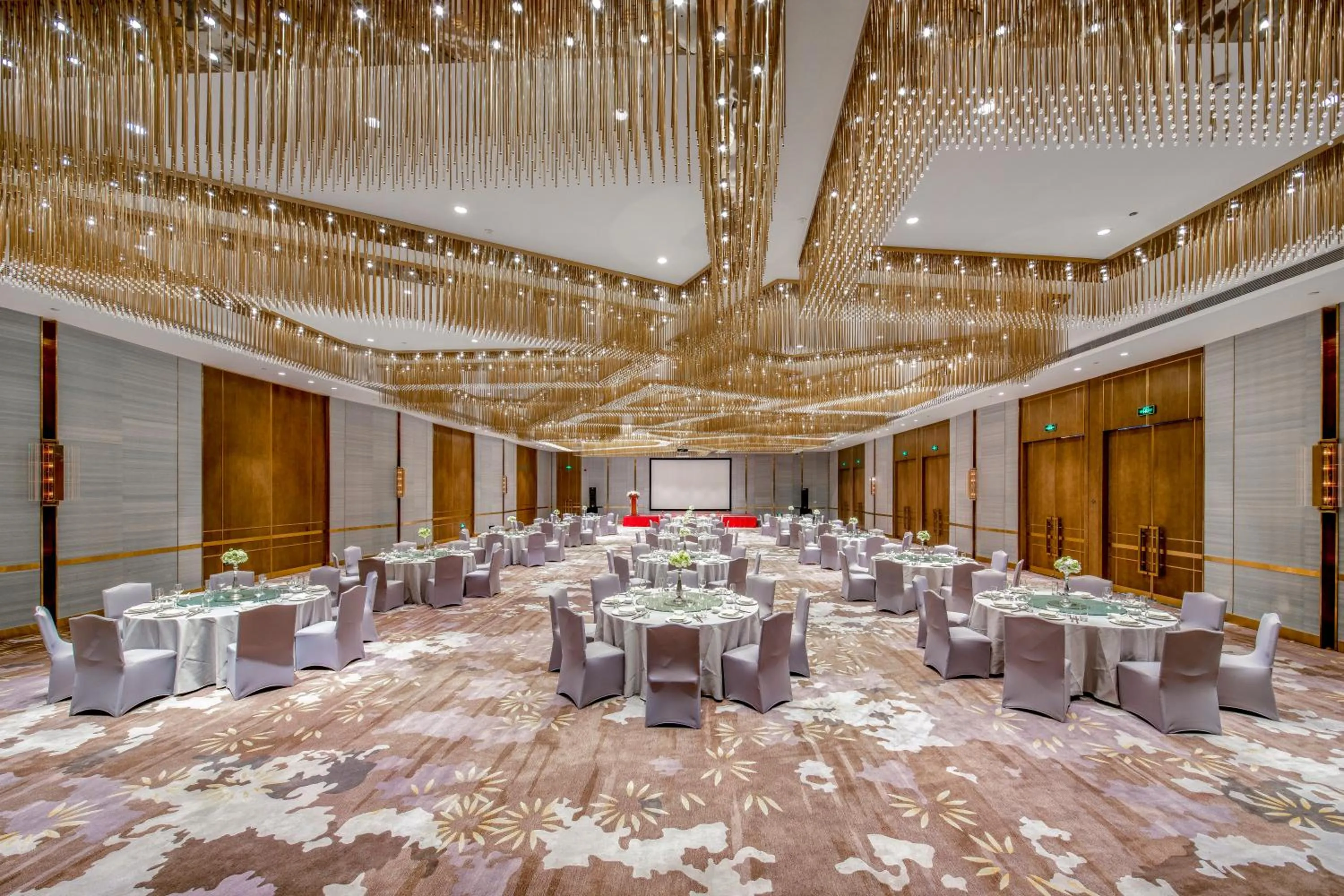 Meeting/conference room in Hotel Indigo Shanghai Jing'An by IHG