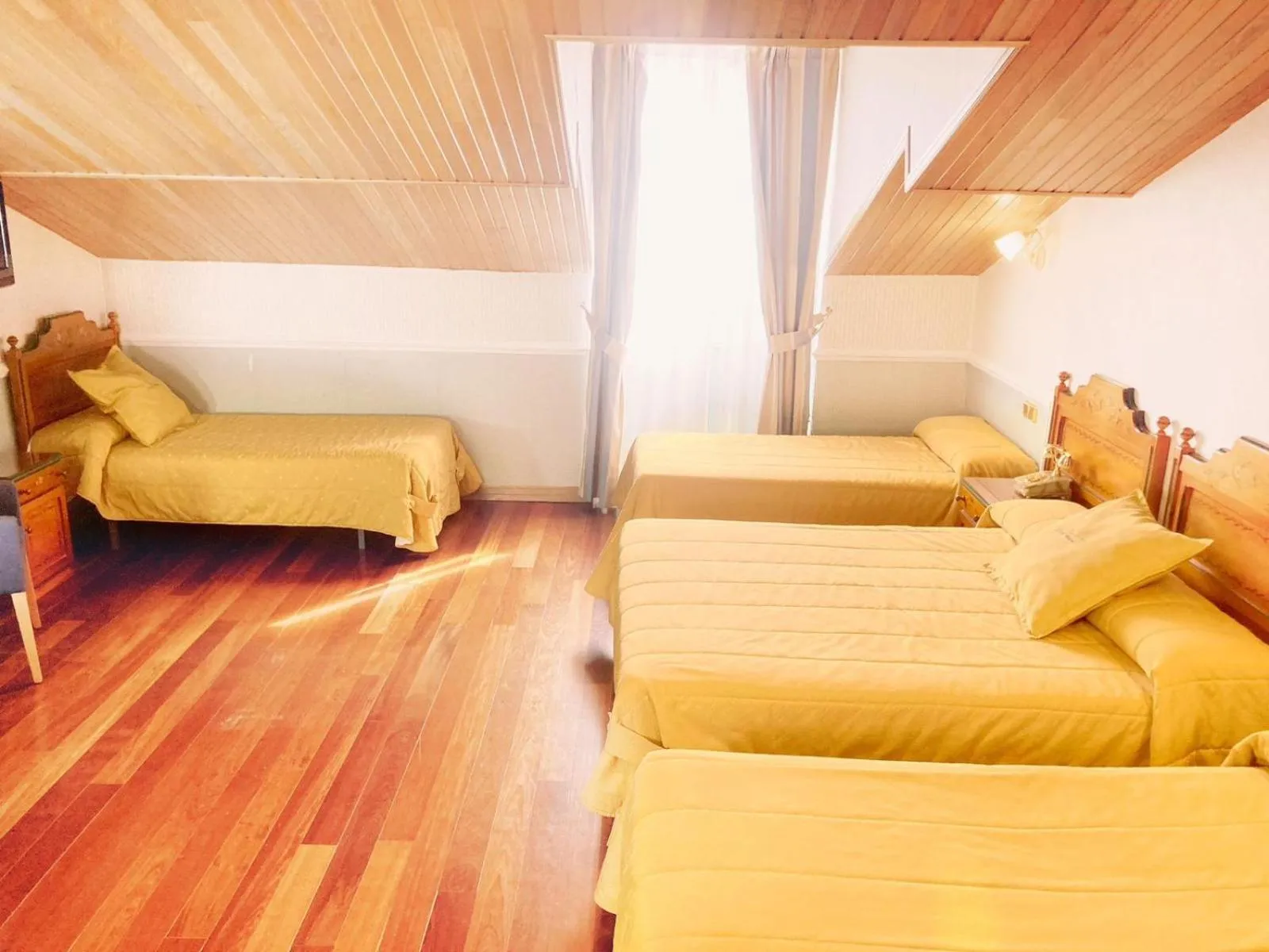 Bedroom, Bed in My Rooms City Hotel Camino de Santiago