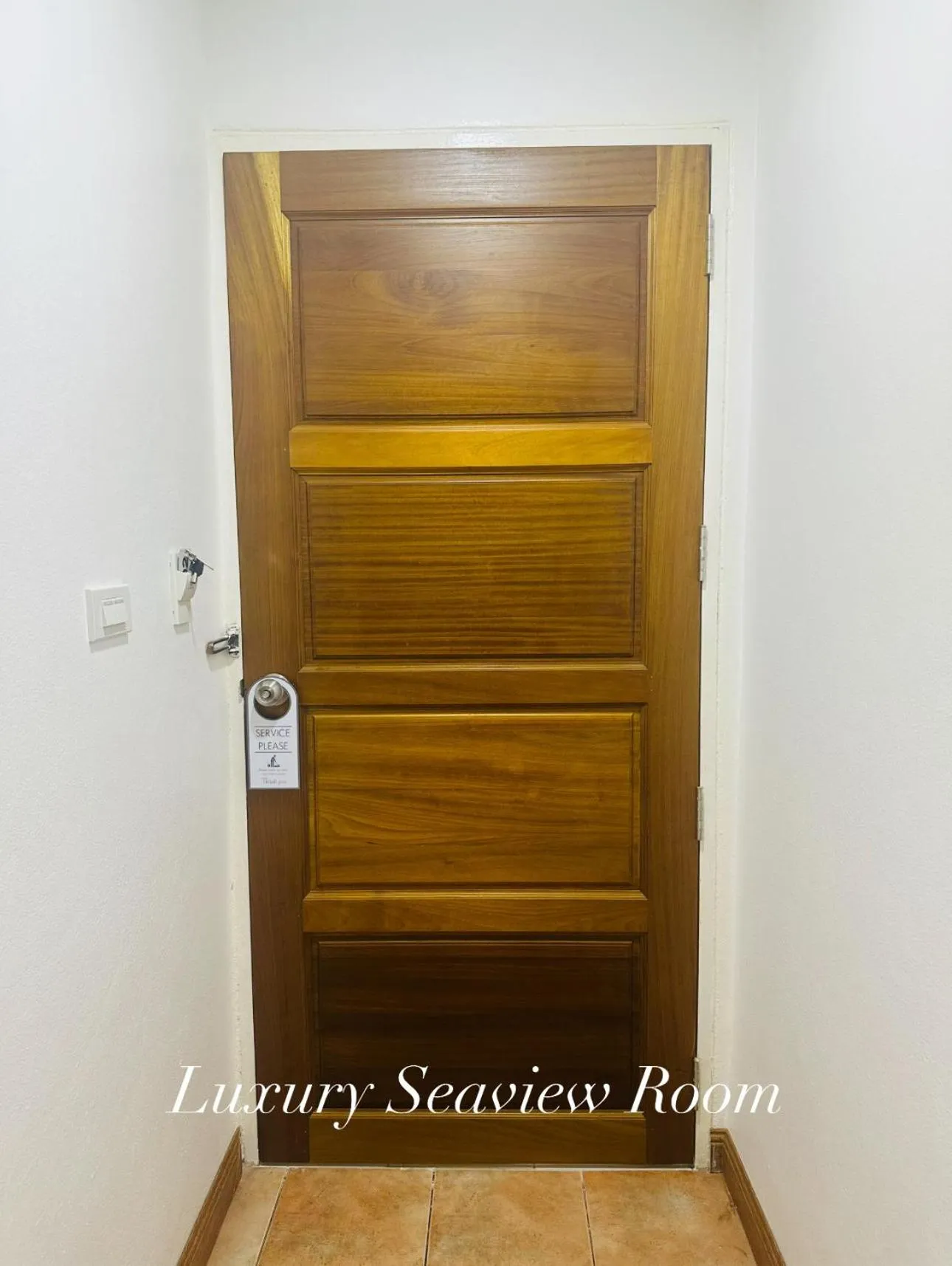 wardrobe in Surin Bay Inn