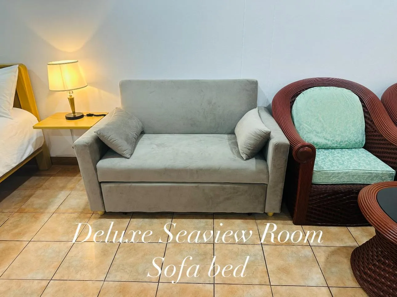 Bed in Surin Bay Inn