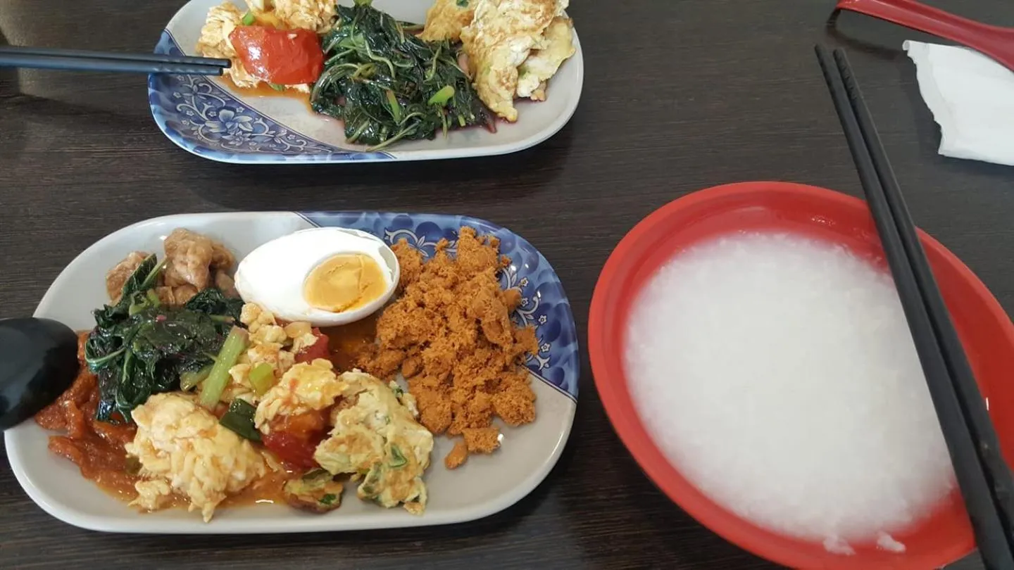 Breakfast in Mao Hua Motel