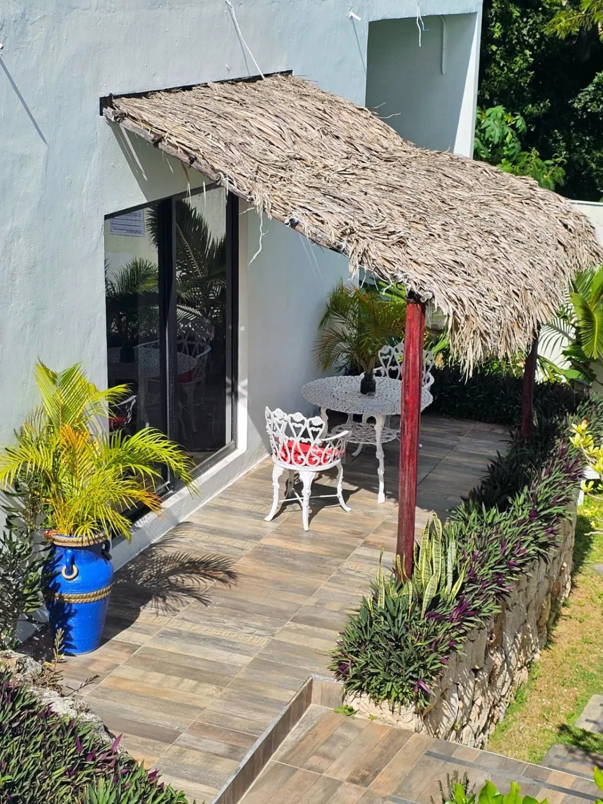 Property building in Mayan Majesty Boutique Hotel