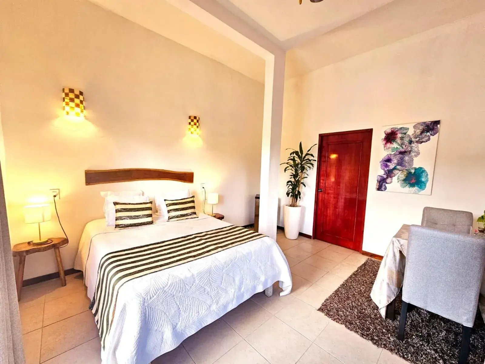 Deluxe Double Room with Balcony in Mayan Majesty Boutique Hotel Deluxe Double Room with Balcony in Mayan Majesty Boutique Hotel