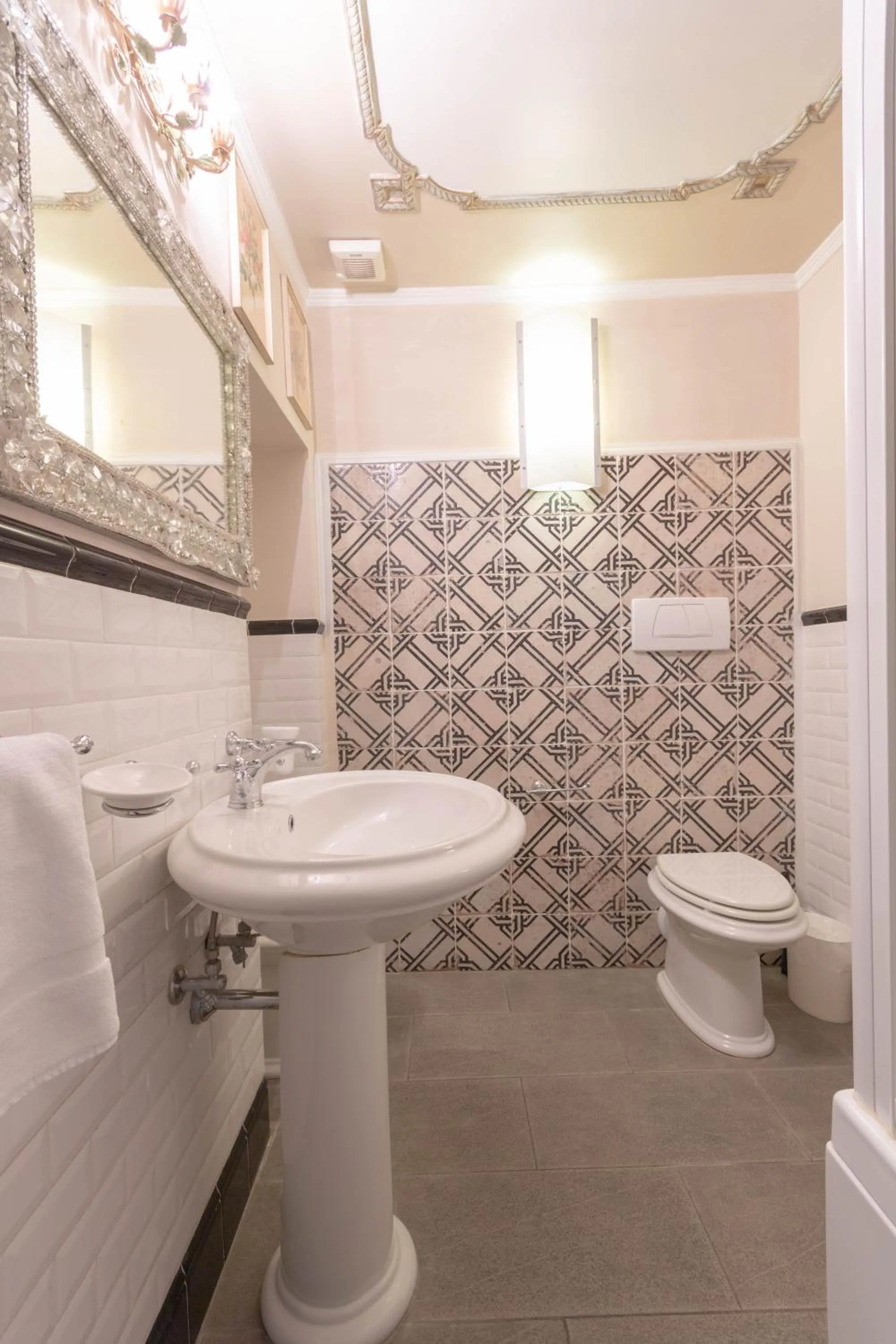 Shower in Relais & Maison Grand Tour