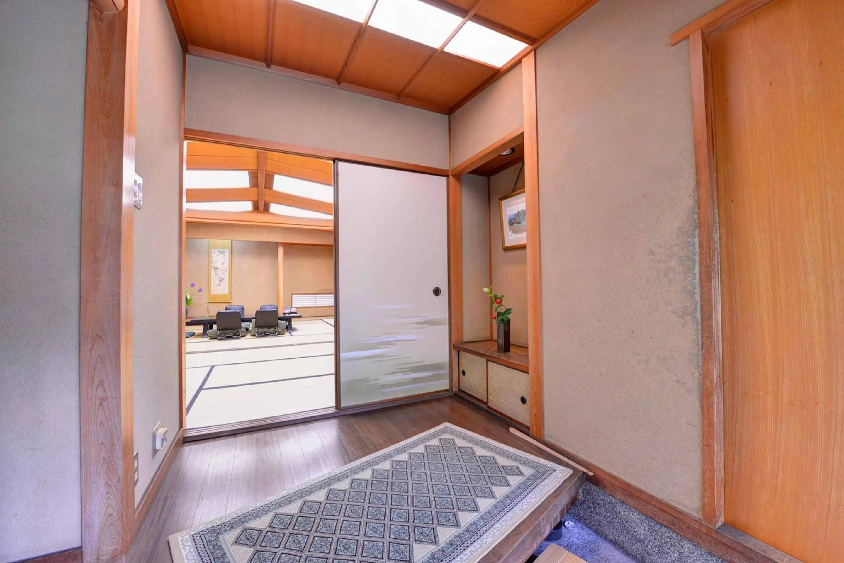 Photo of the whole room in Bingoya