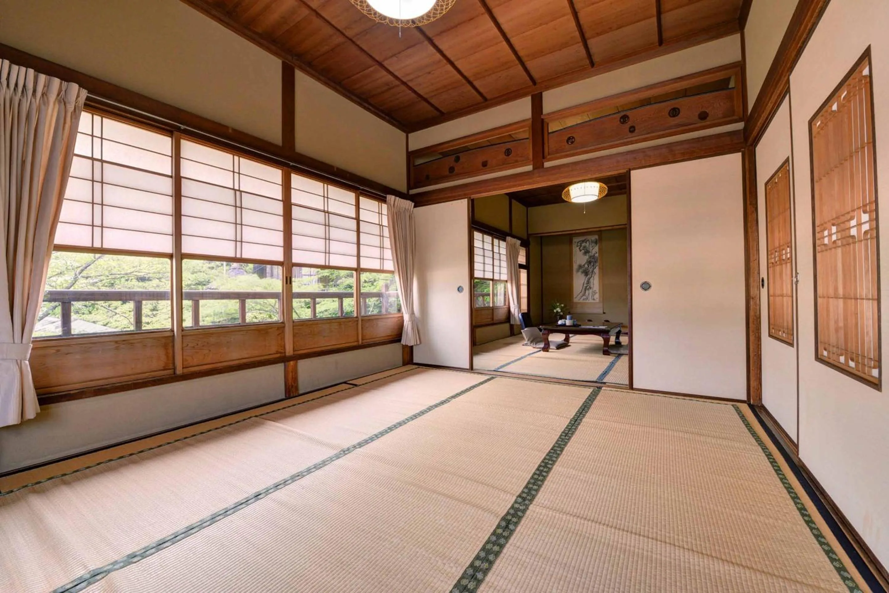 Photo of the whole room in Bingoya