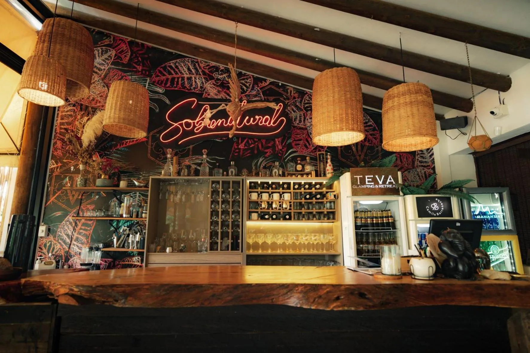 Restaurant/places to eat in TEVA Glamping & Retreat