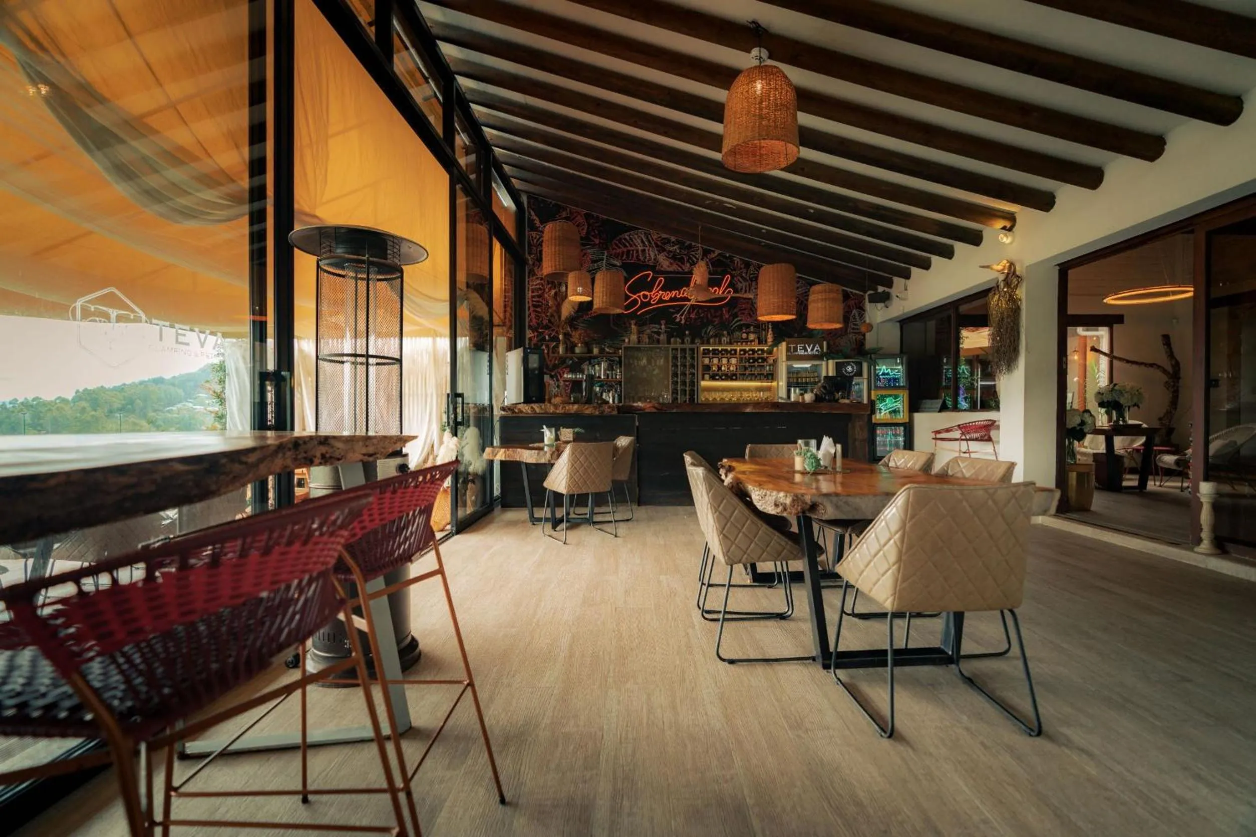 Restaurant/places to eat in TEVA Glamping & Retreat