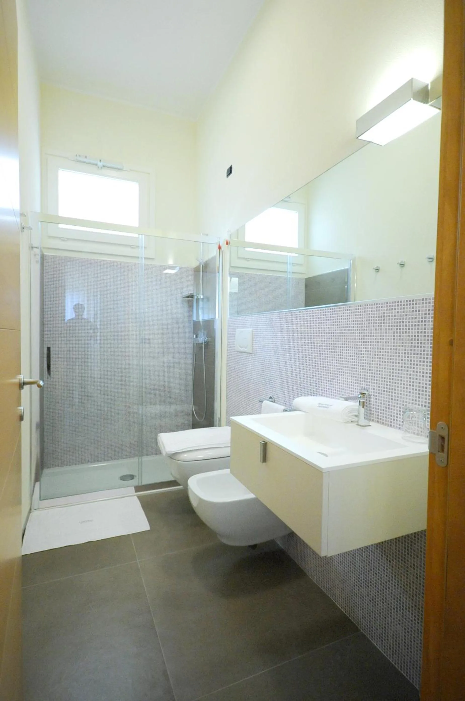 Shower in Hotel Città Bella