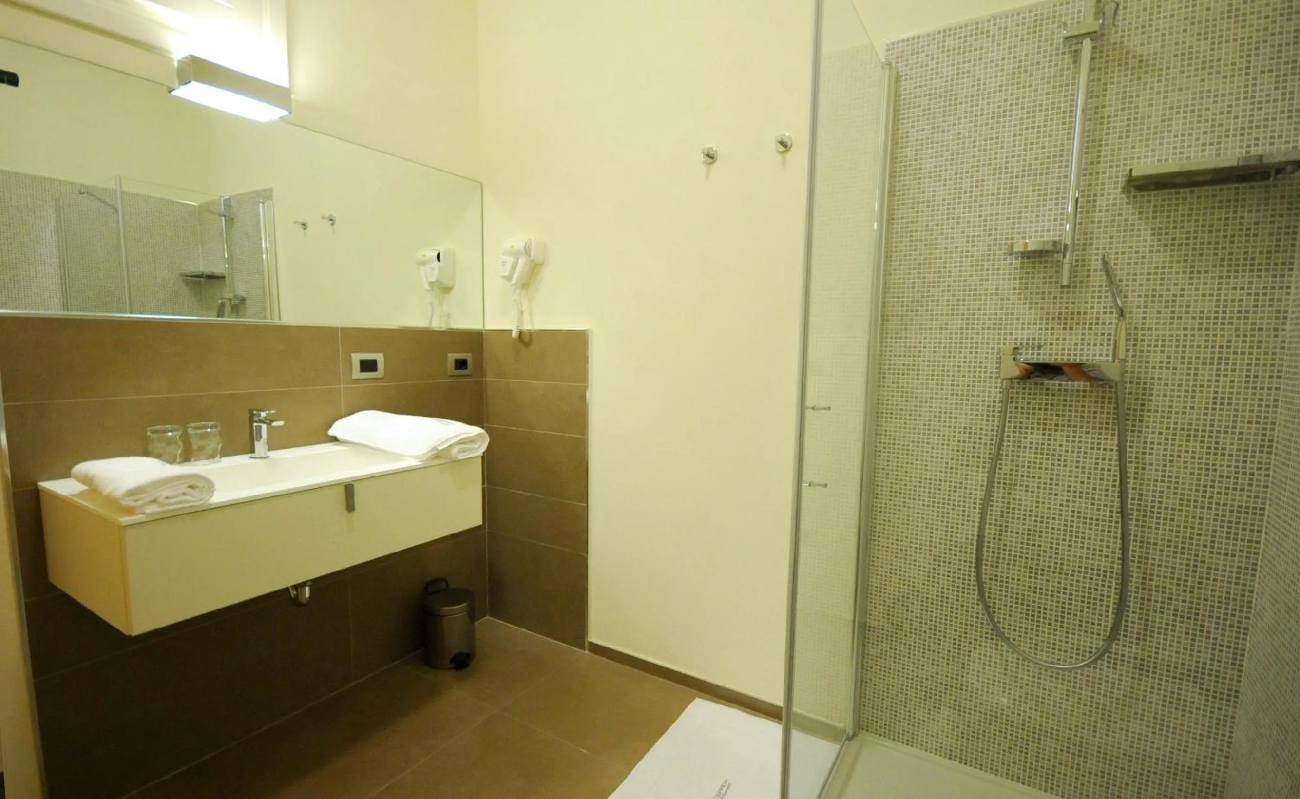 Bathroom in Hotel Città Bella