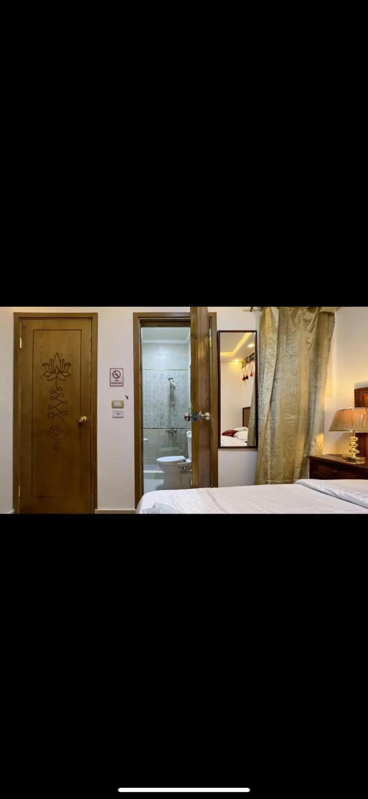 Deluxe Single Room in Atlantis Pyramids Inn Deluxe Single Room in Atlantis Pyramids Inn