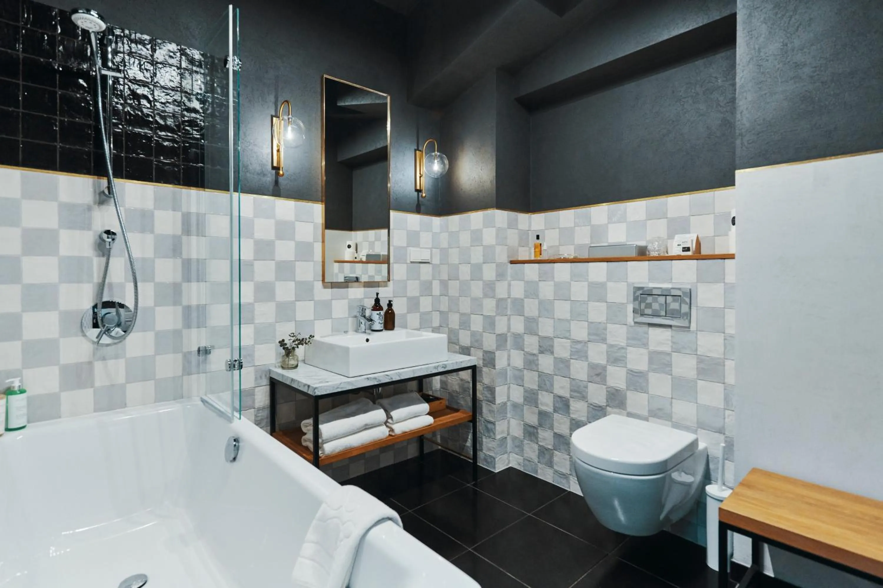 Bathroom in ARTHOTEL STALOWA 52